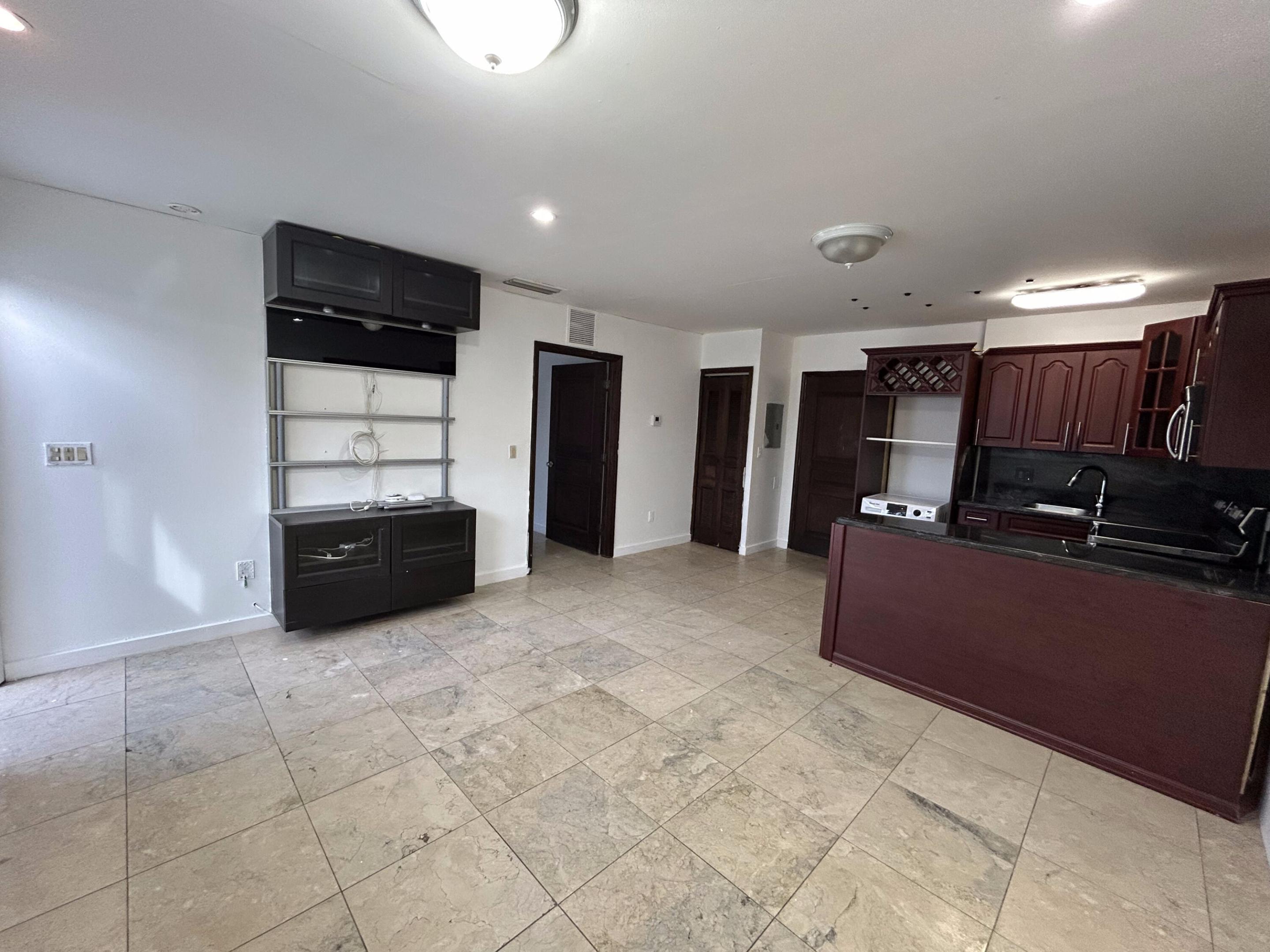 5757 SW 3rd, Miami FL 33144