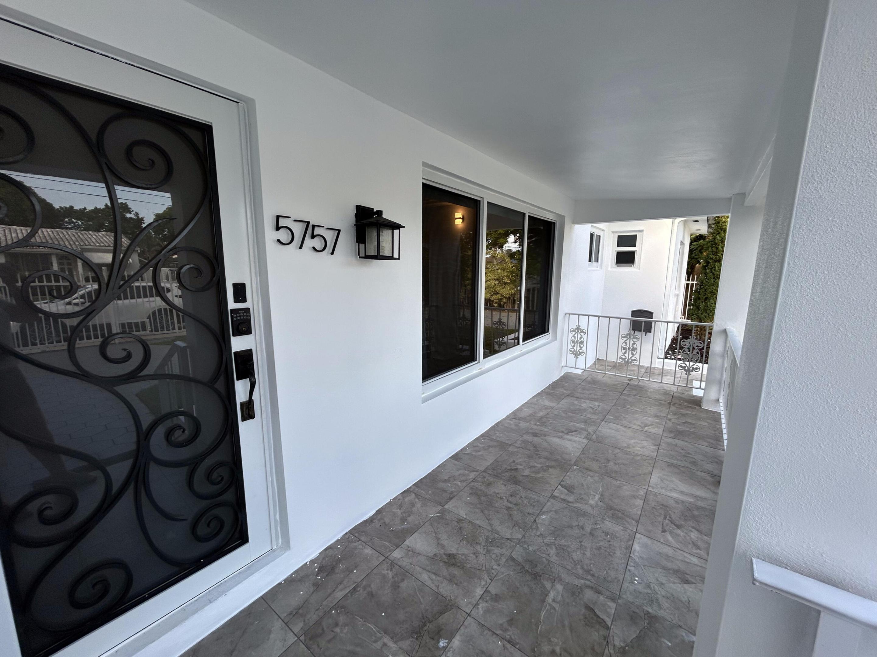 5757 SW 3rd, Miami FL 33144