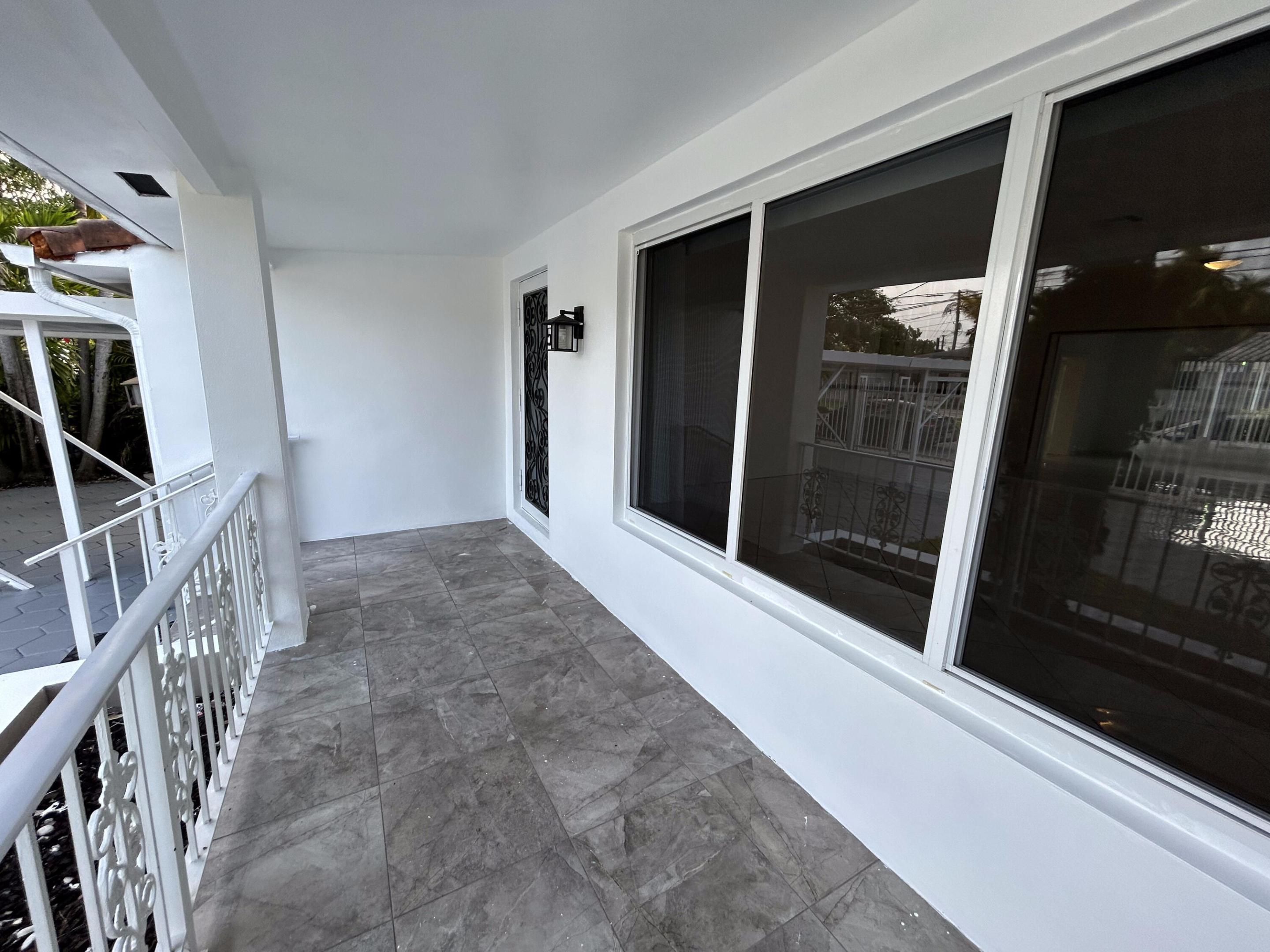 5757 SW 3rd, Miami FL 33144