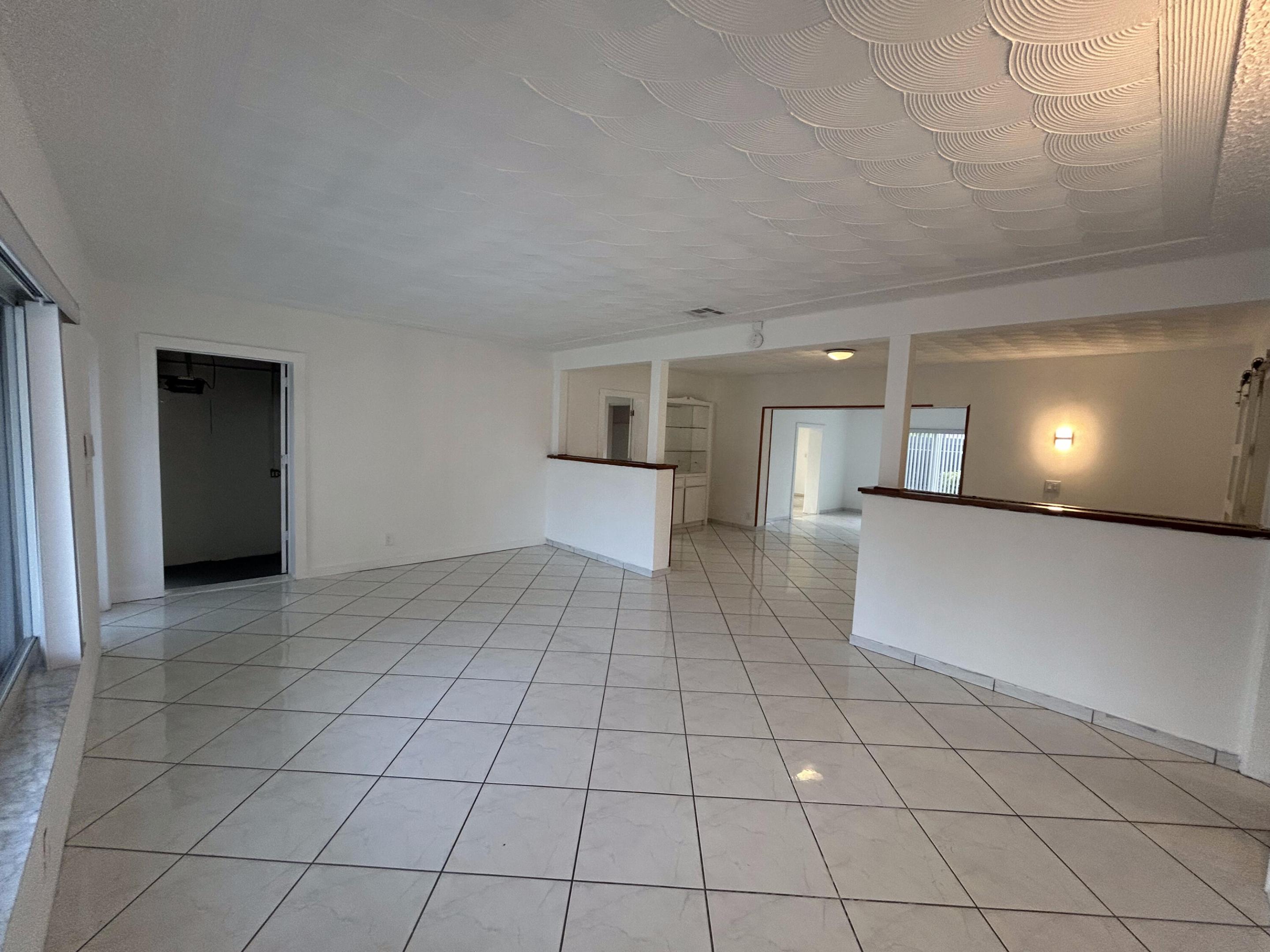 5757 SW 3rd, Miami FL 33144
