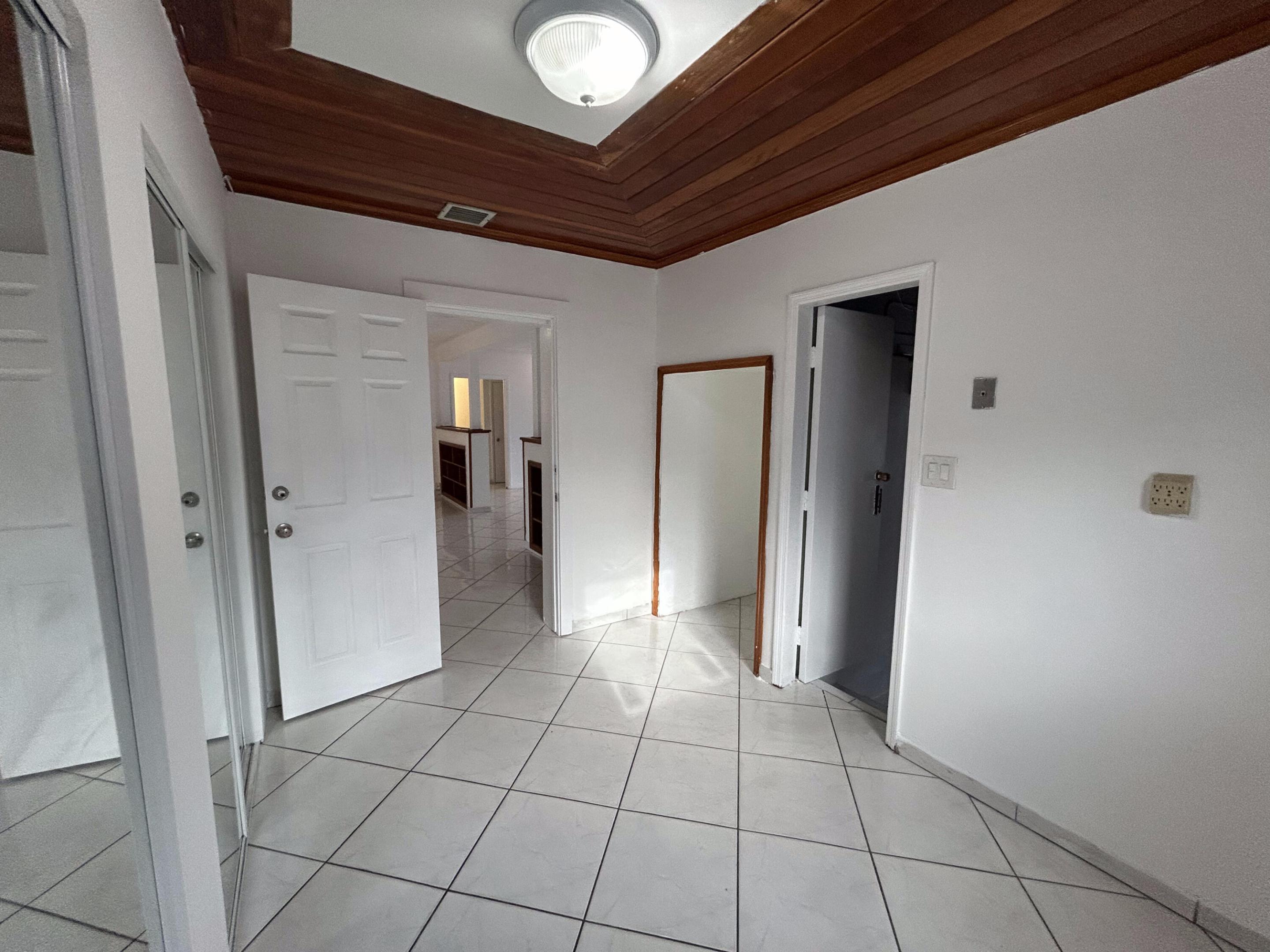5757 SW 3rd, Miami FL 33144