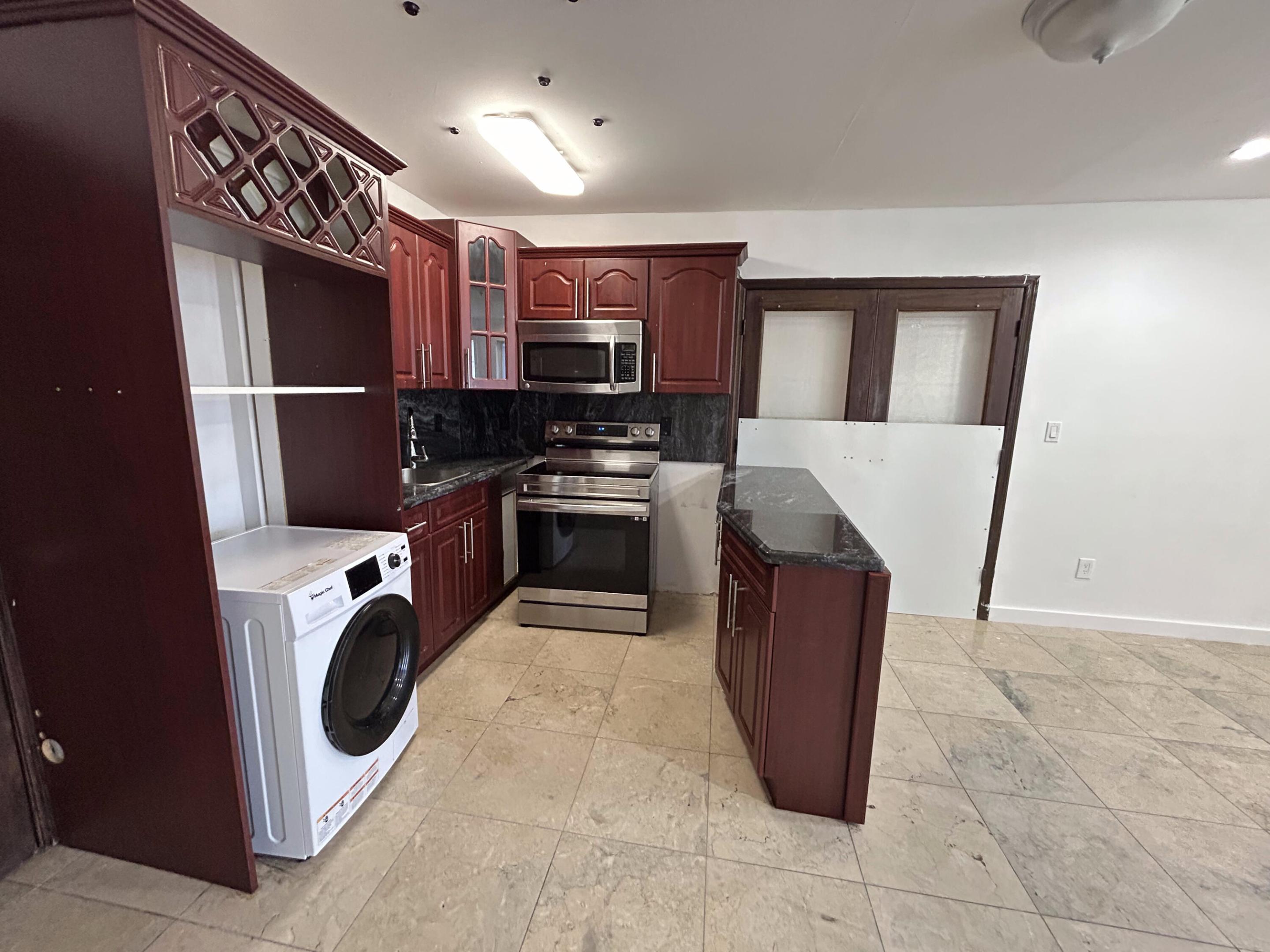 5757 SW 3rd, Miami FL 33144