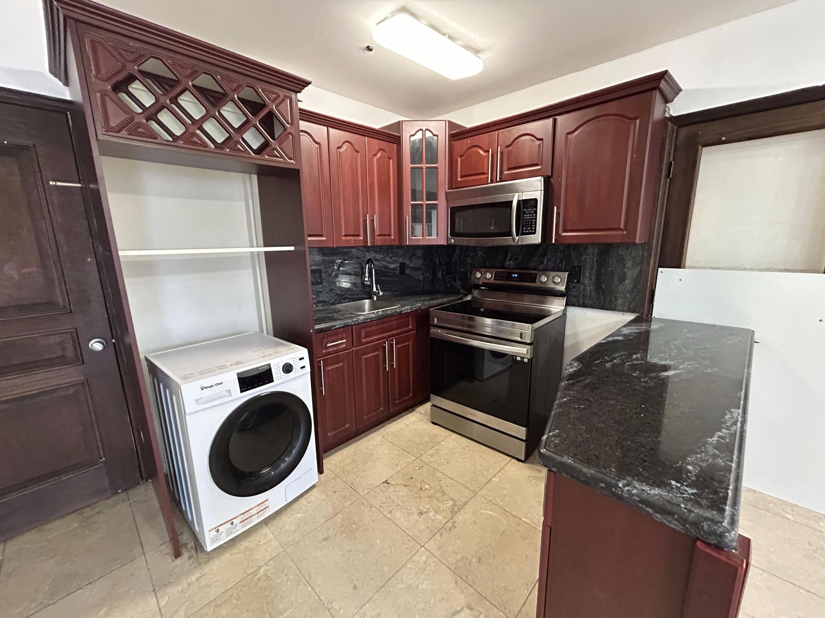 5757 SW 3rd, Miami FL 33144
