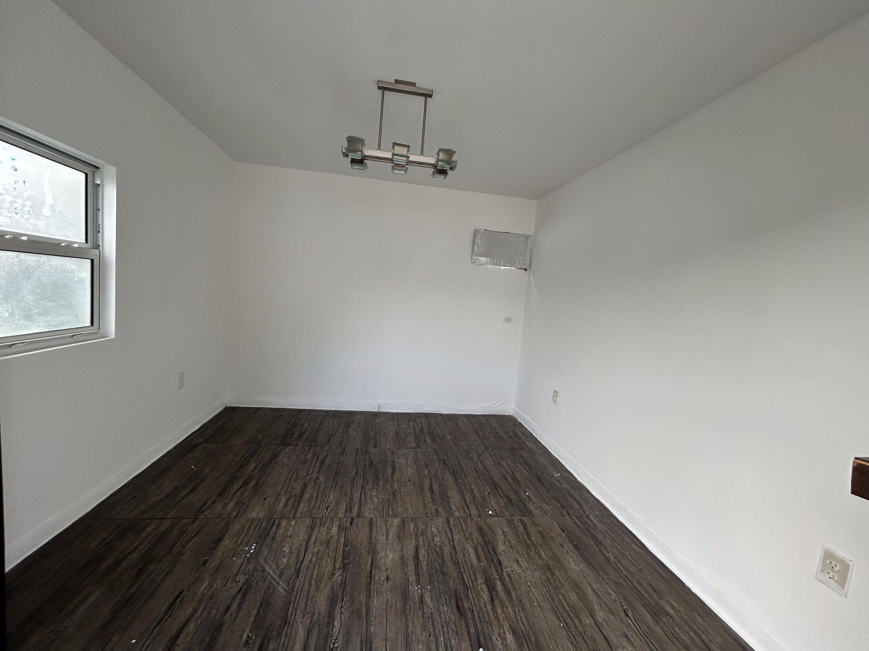 5757 SW 3rd, Miami FL 33144
