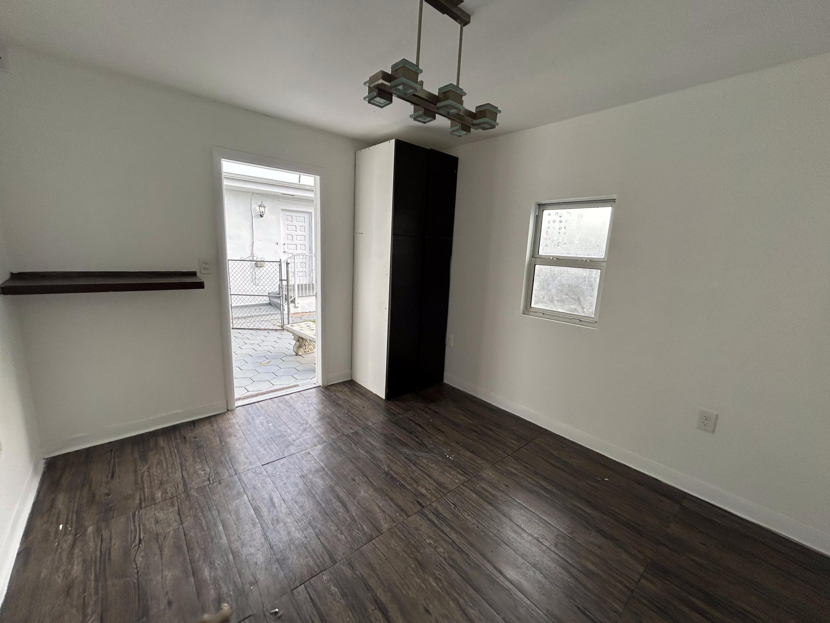 5757 SW 3rd, Miami FL 33144