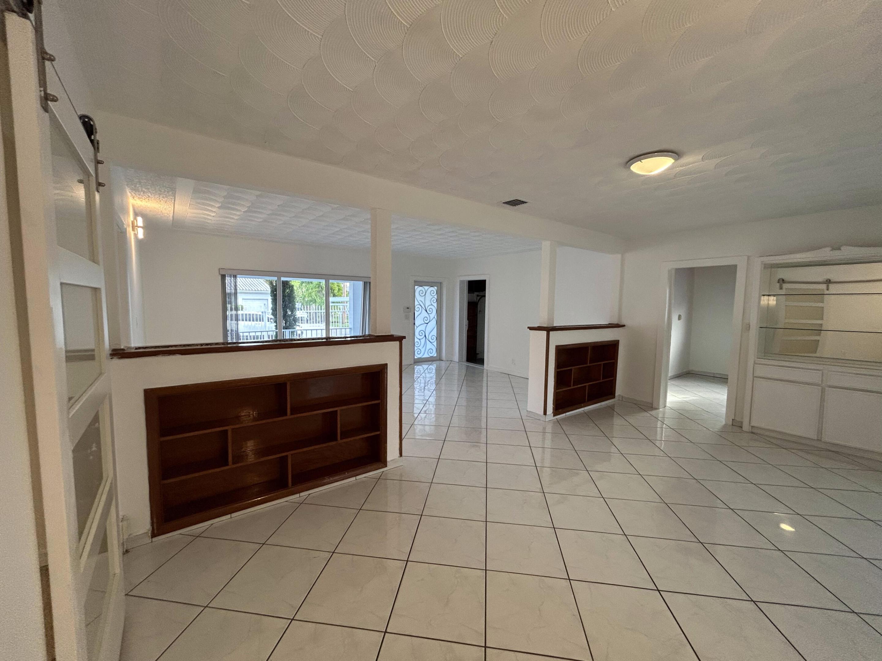 5757 SW 3rd, Miami FL 33144