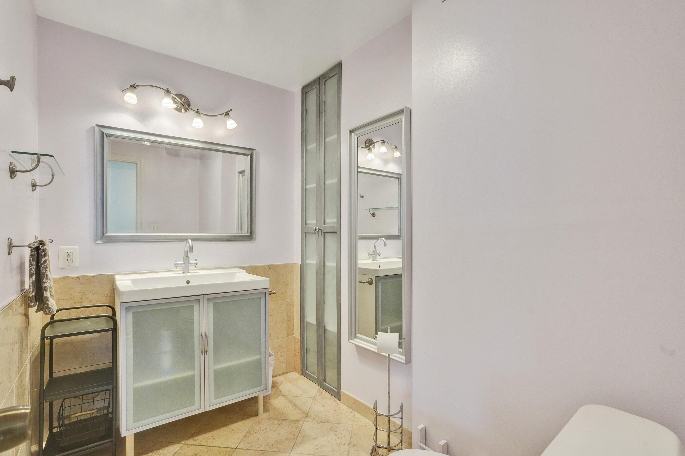 2881 NE 33rd #10b, Fort Lauderdale FL 33306