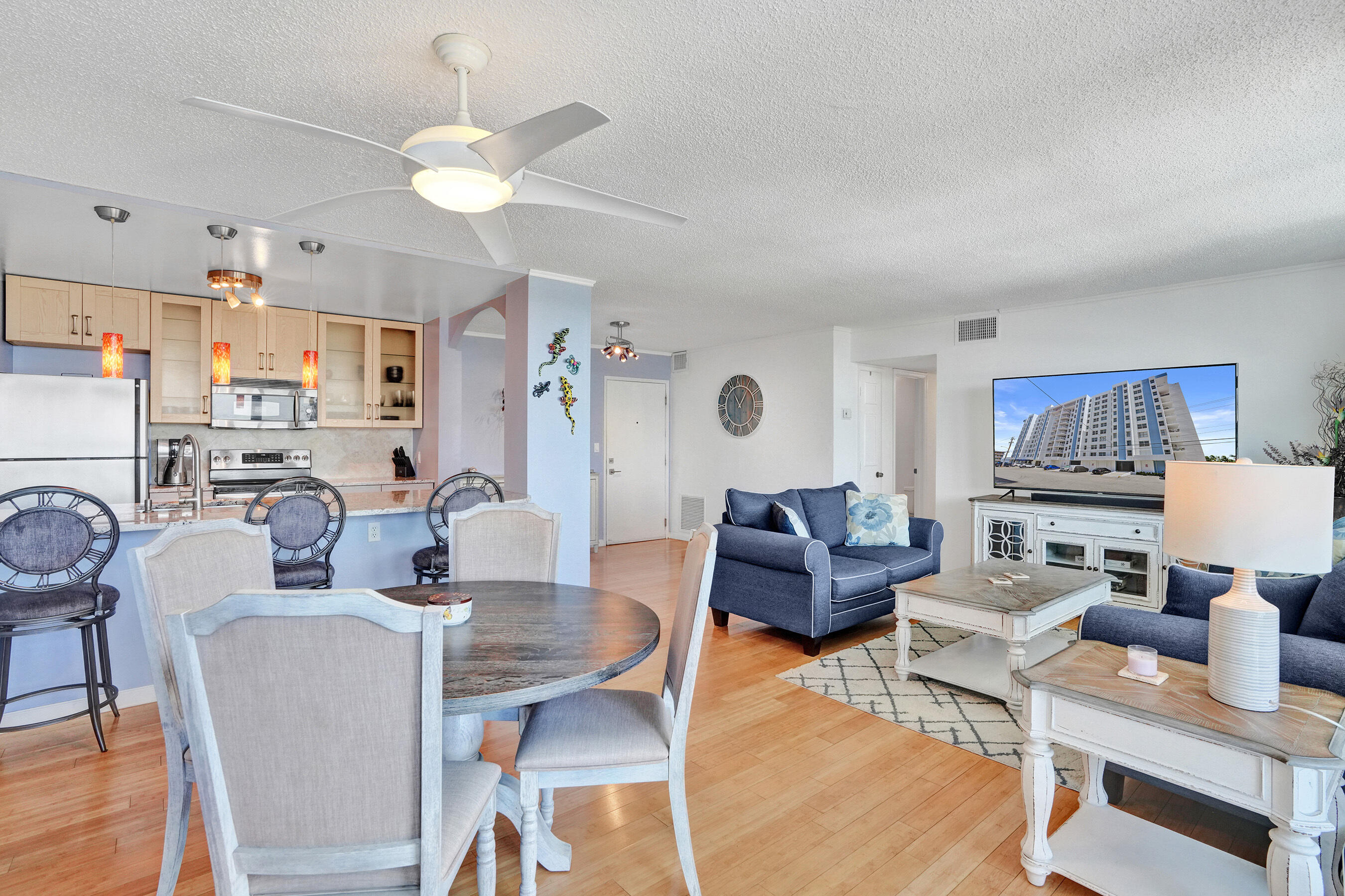 2881 NE 33rd #10b, Fort Lauderdale FL 33306