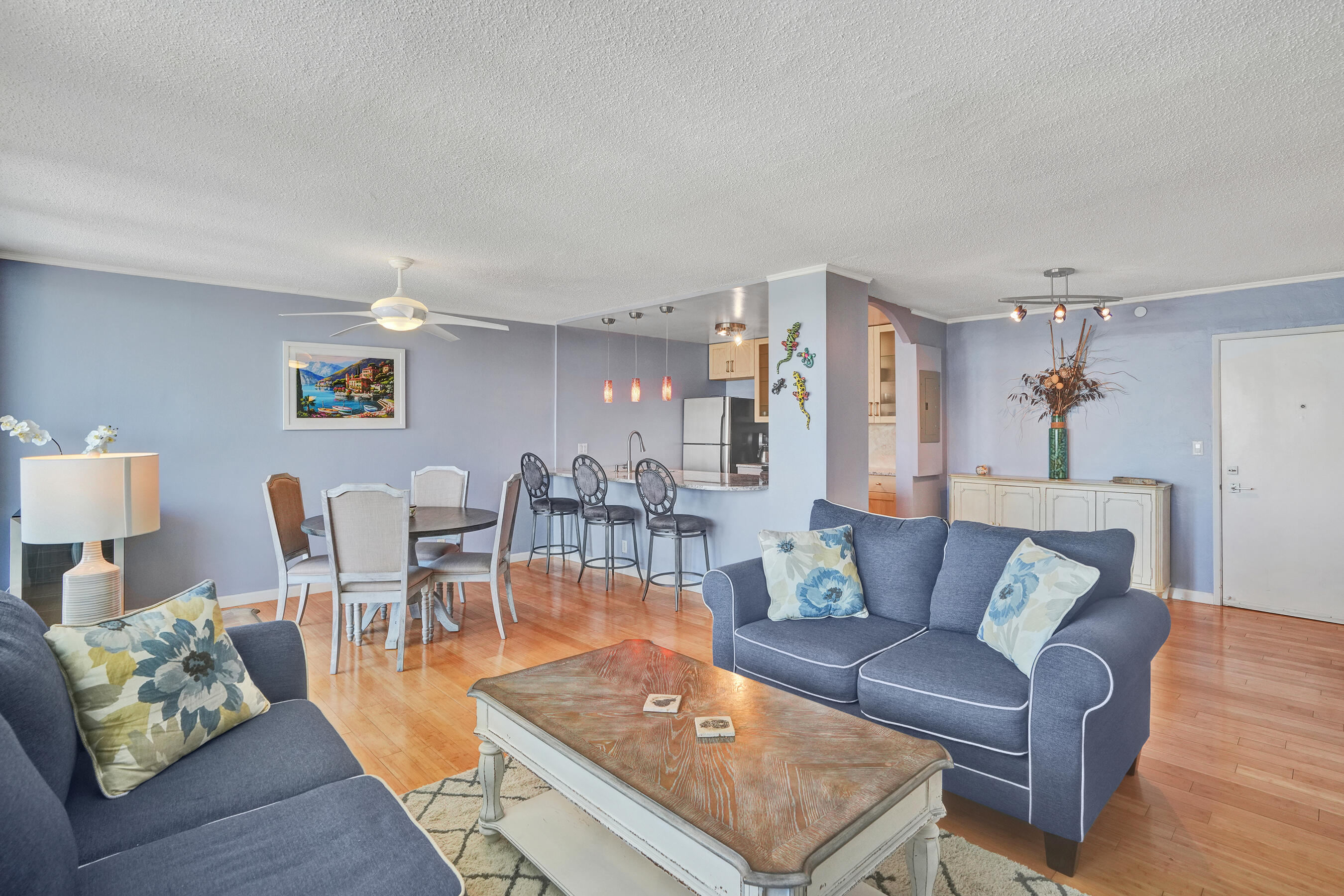 2881 NE 33rd #10b, Fort Lauderdale FL 33306