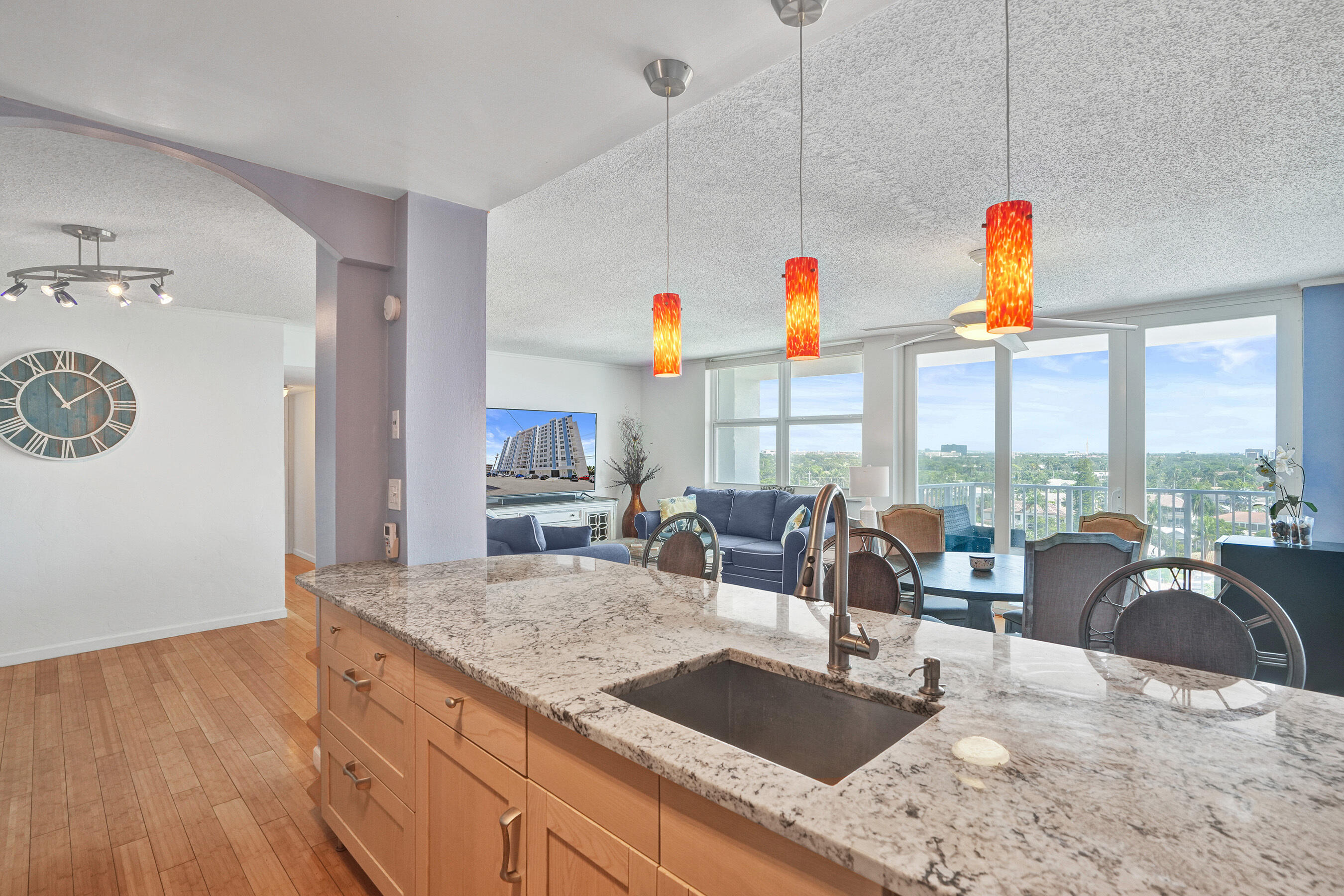 2881 NE 33rd #10b, Fort Lauderdale FL 33306