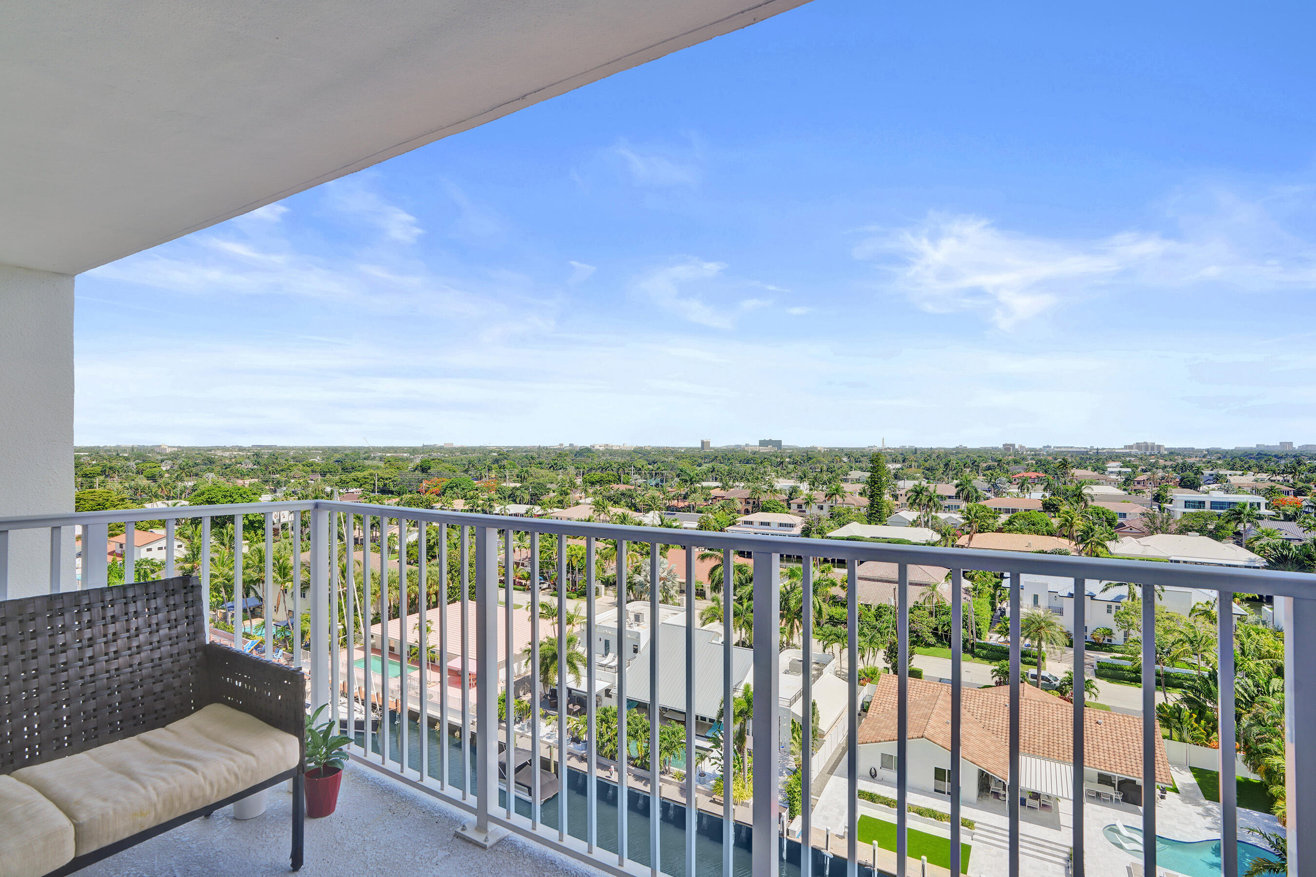 2881 NE 33rd #10b, Fort Lauderdale FL 33306