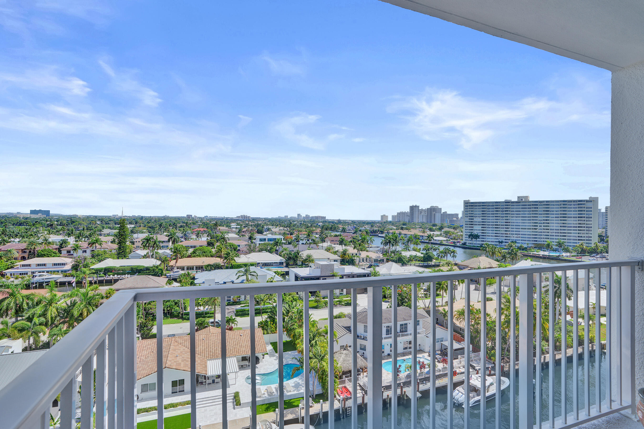 2881 NE 33rd #10b, Fort Lauderdale FL 33306