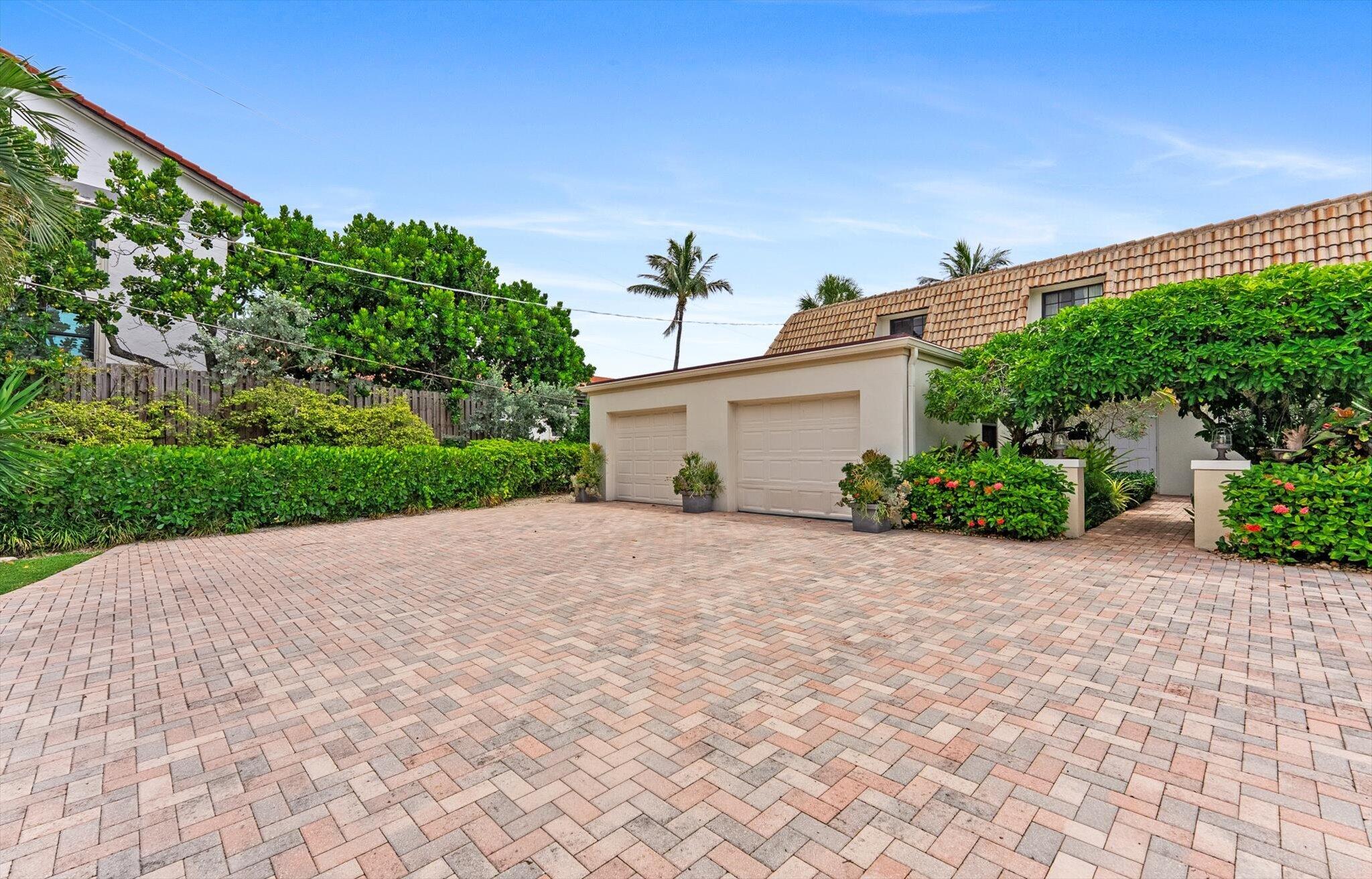 5720 Old Ocean #4w, Ocean Ridge FL 33435