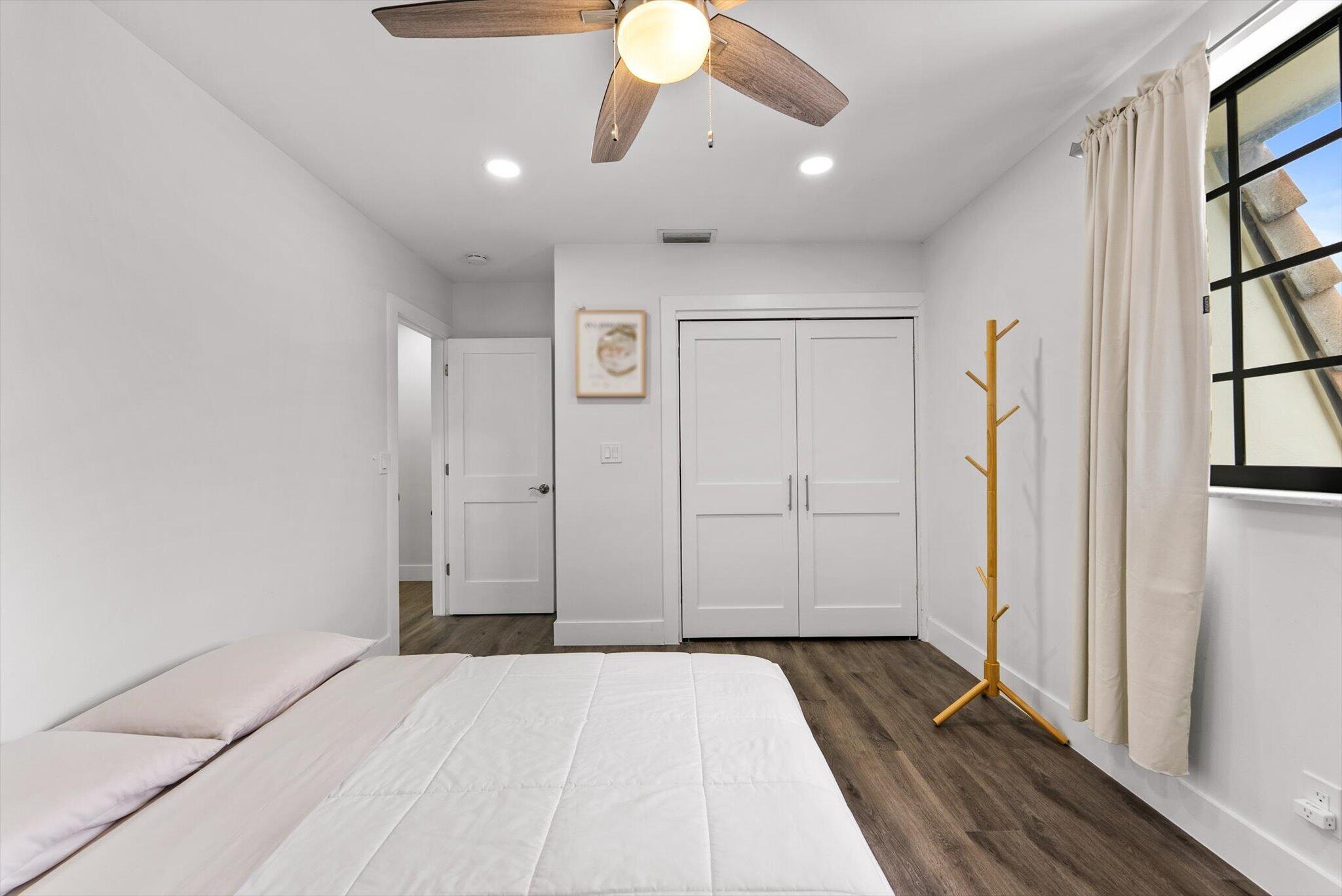 5720 Old Ocean #4w, Ocean Ridge FL 33435