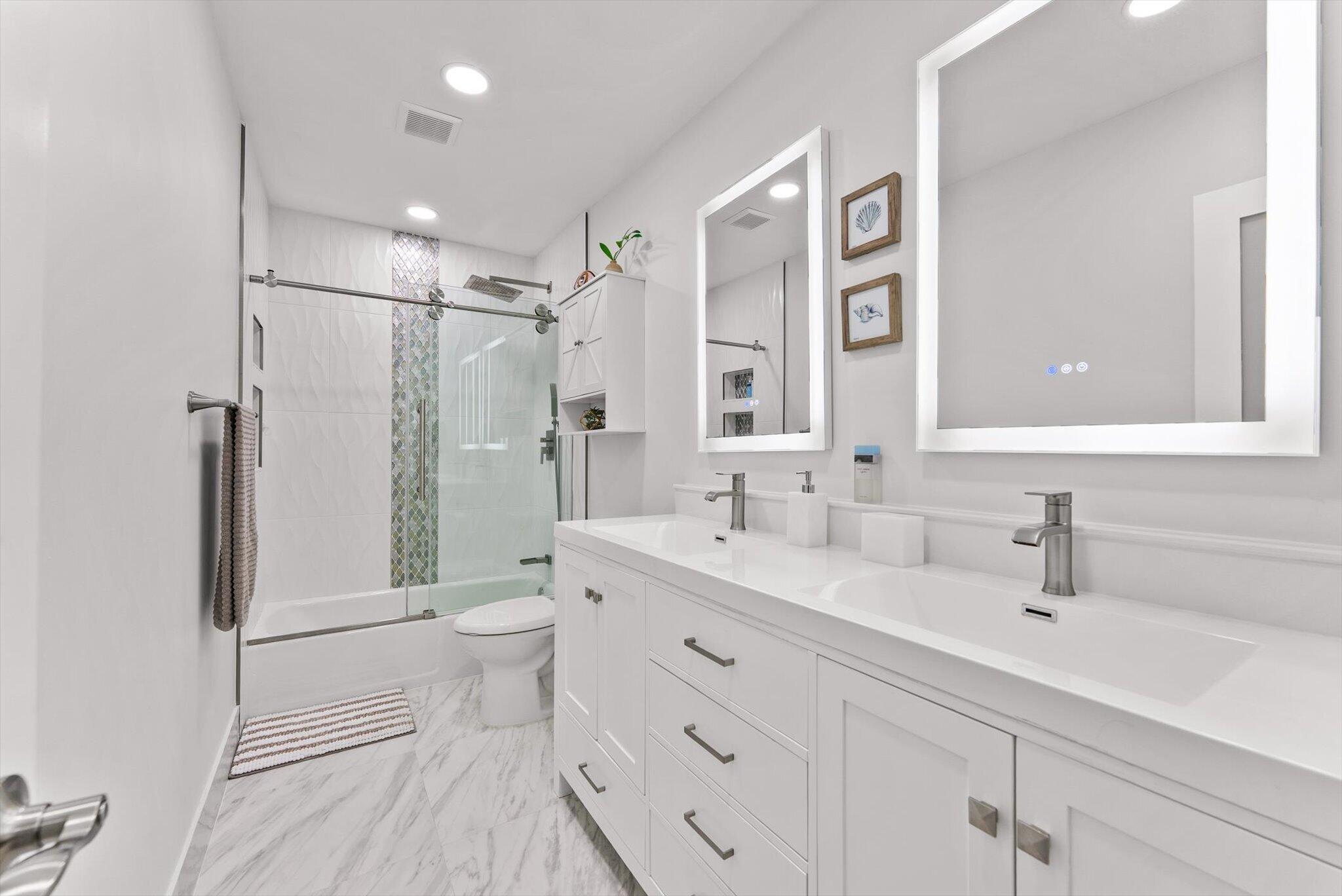 5720 Old Ocean #4w, Ocean Ridge FL 33435