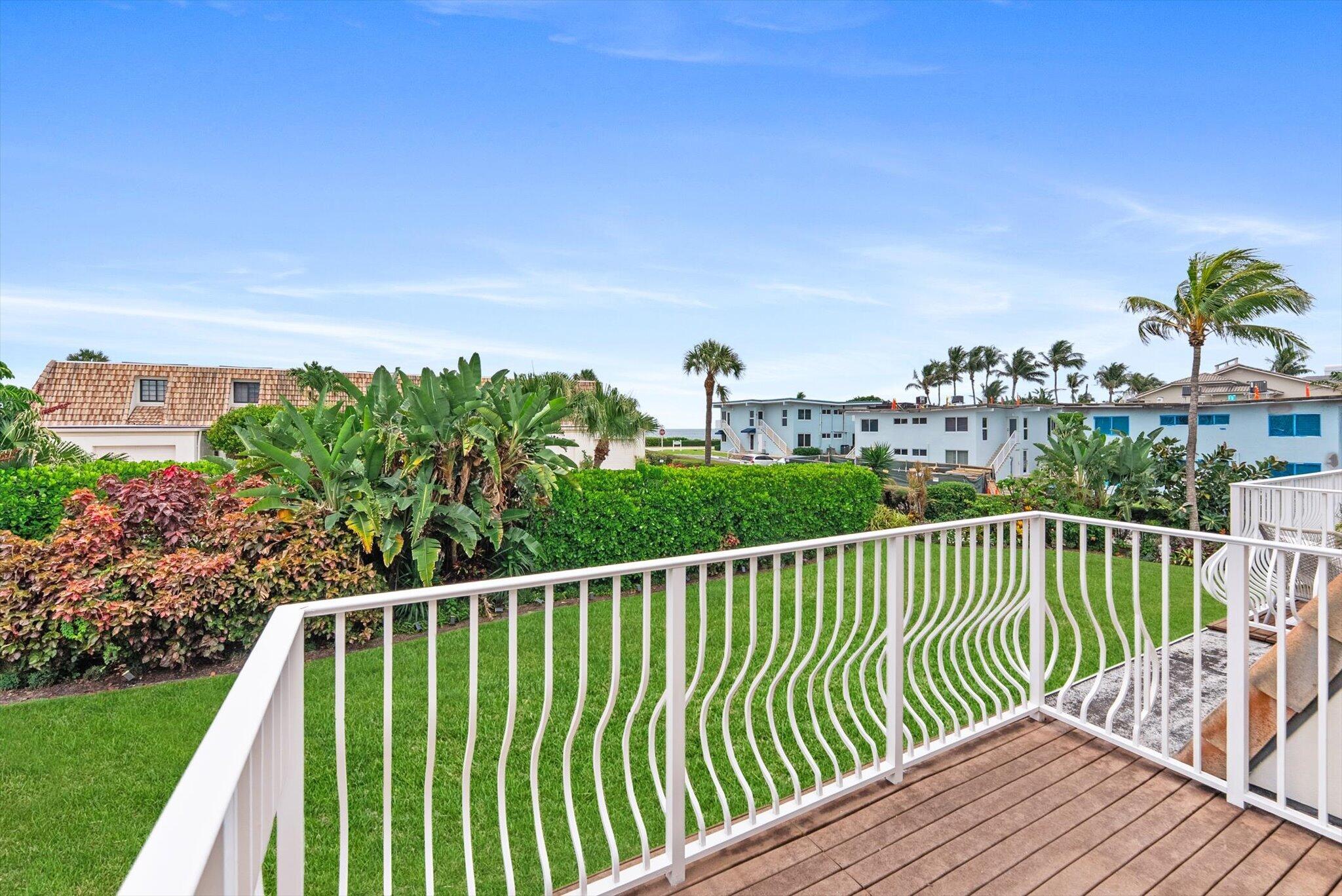 5720 Old Ocean #4w, Ocean Ridge FL 33435