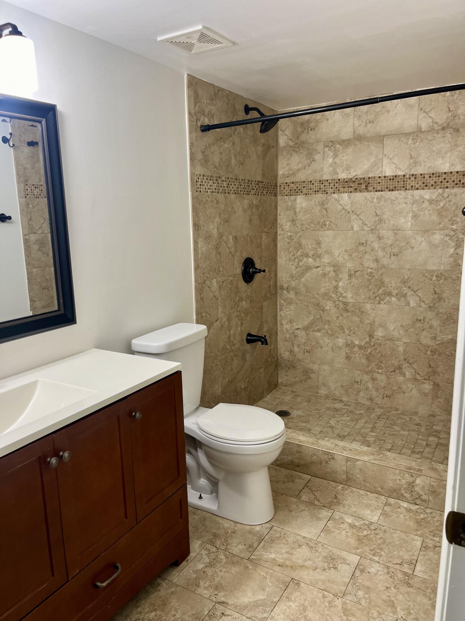 631 SW 111th #102, Pembroke Pines FL 33025