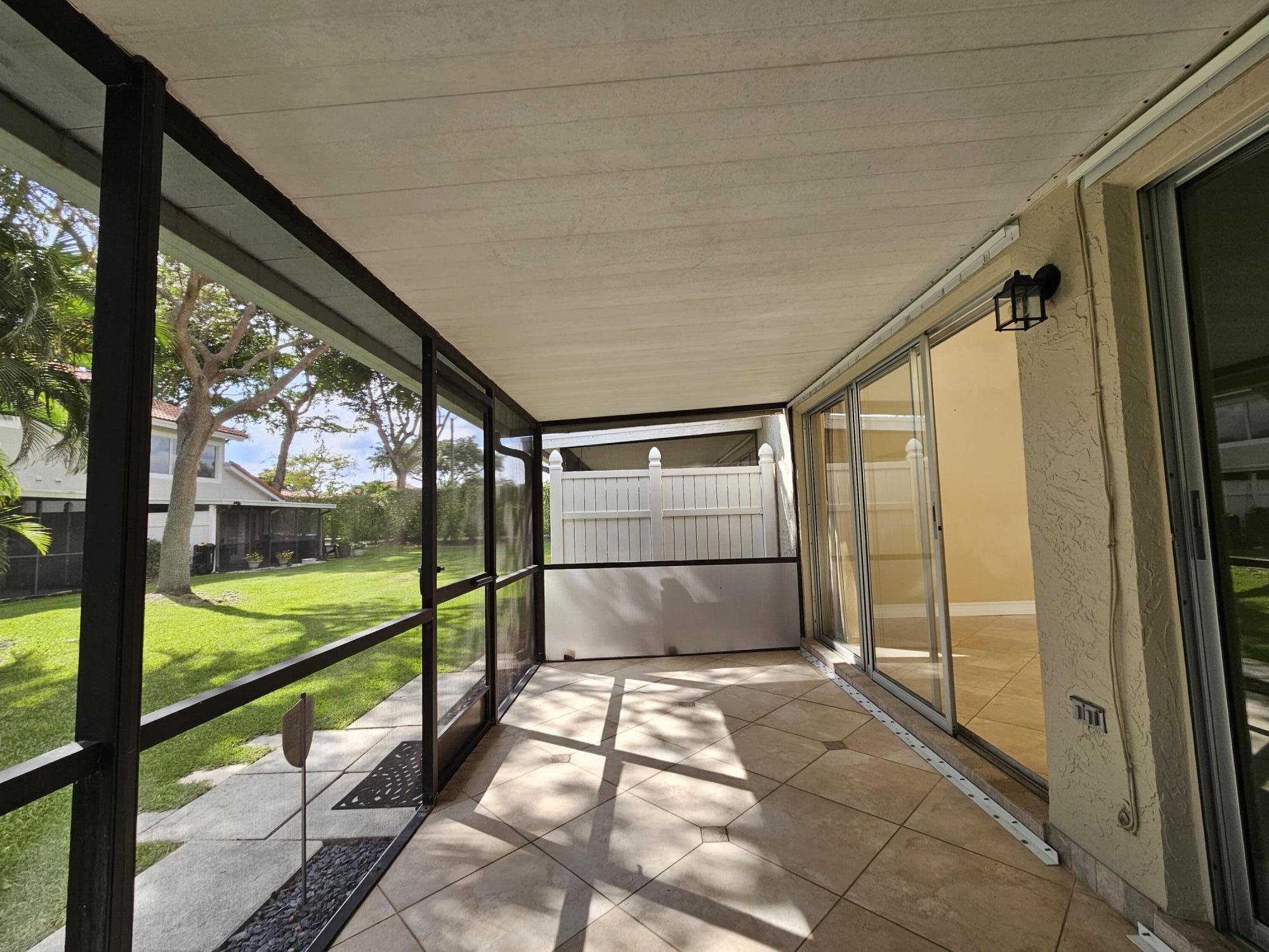 7526 Pinewalk #174, Margate FL 33063
