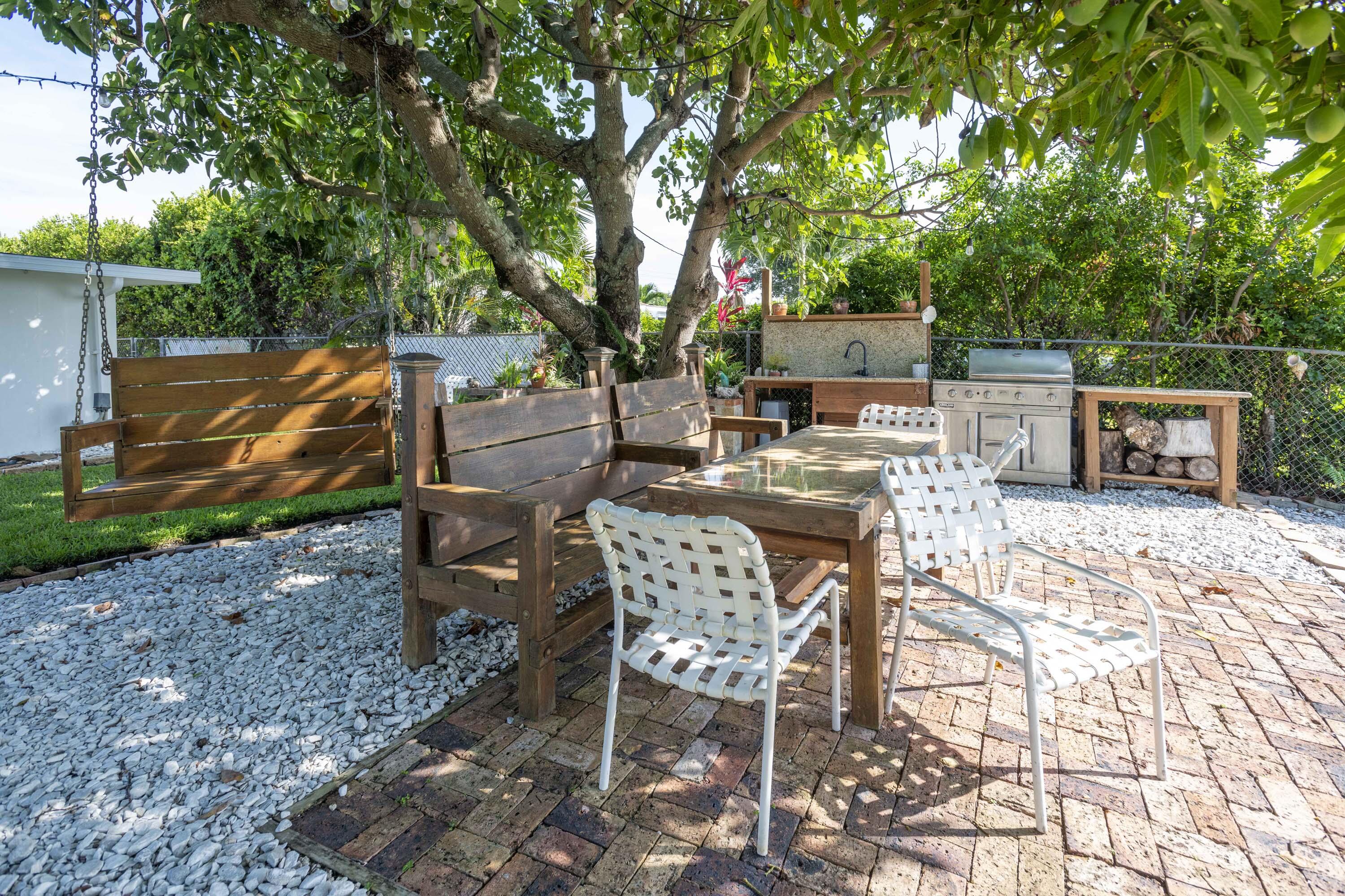 7951 W Lake, Lake Clarke Shores FL 33406