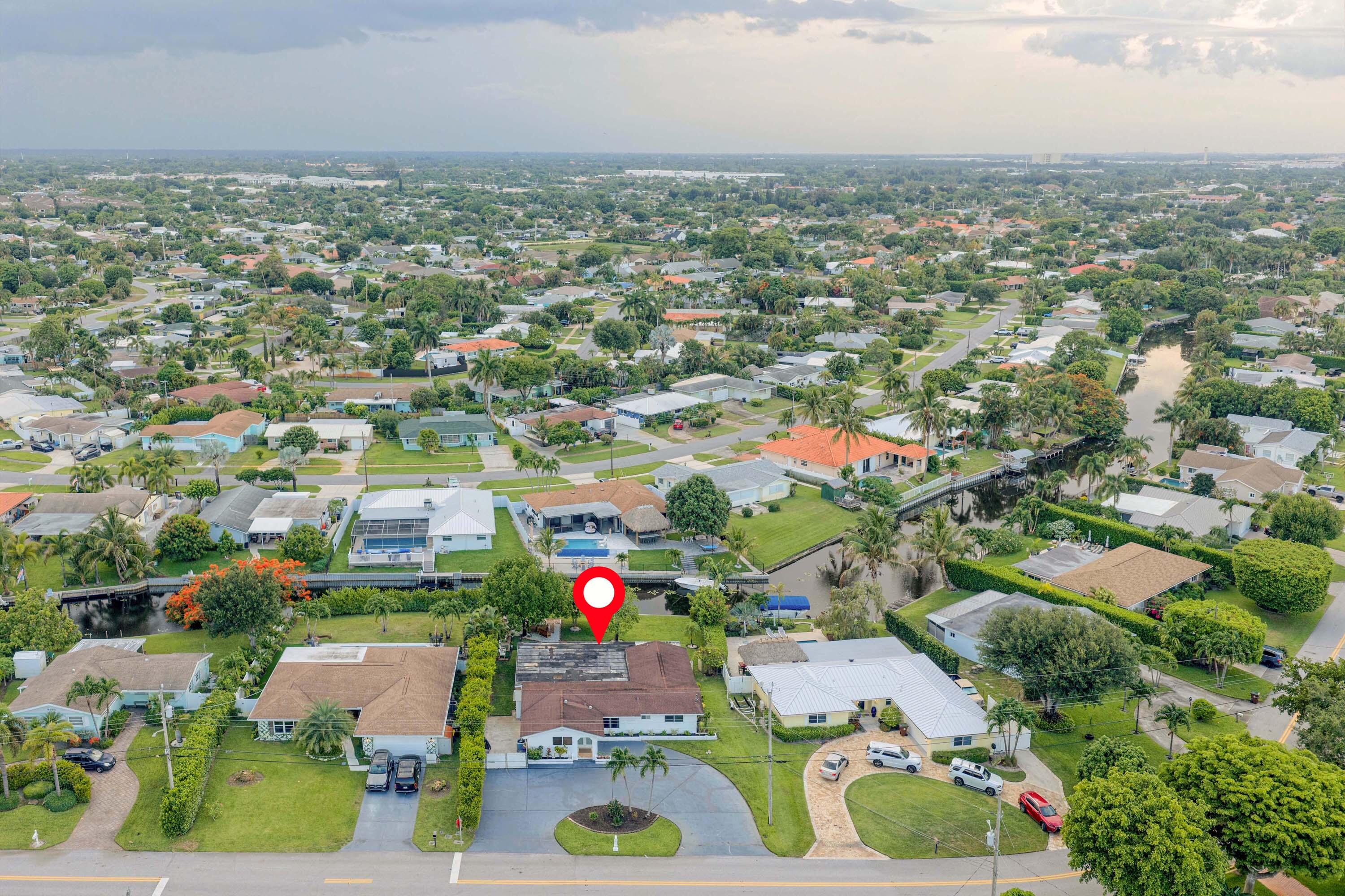 7951 W Lake, Lake Clarke Shores FL 33406