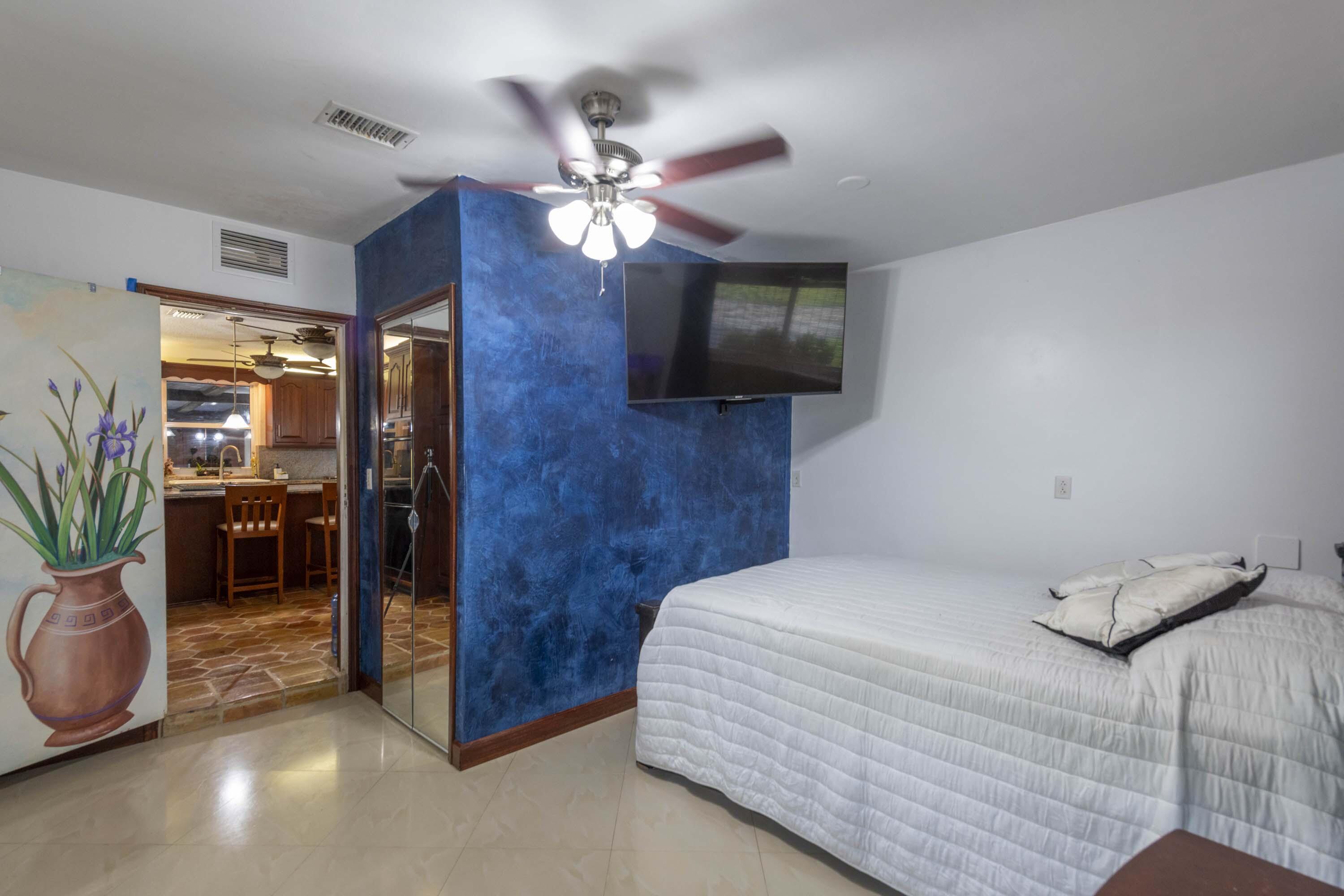 7951 W Lake, Lake Clarke Shores FL 33406