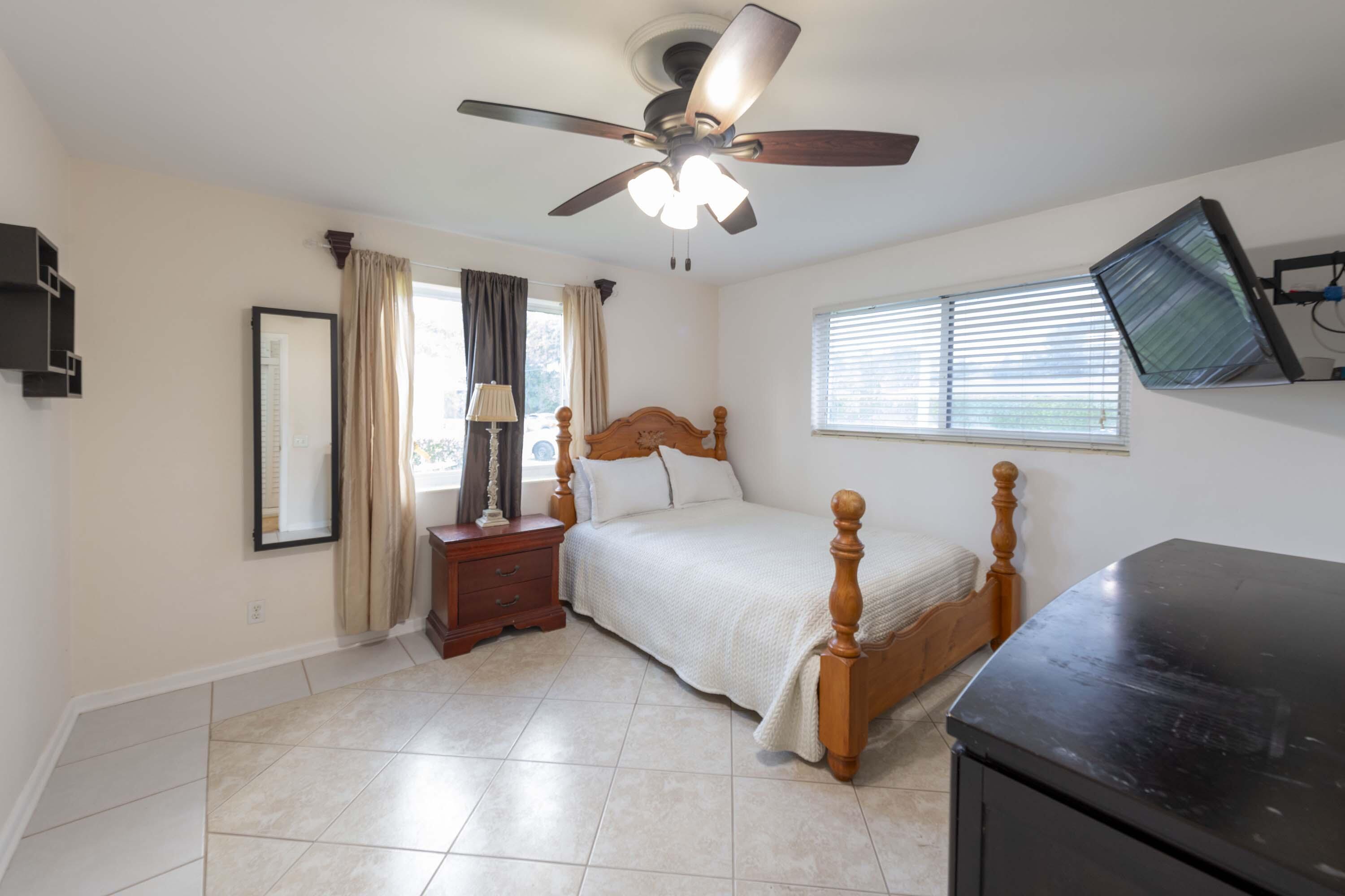 7951 W Lake, Lake Clarke Shores FL 33406