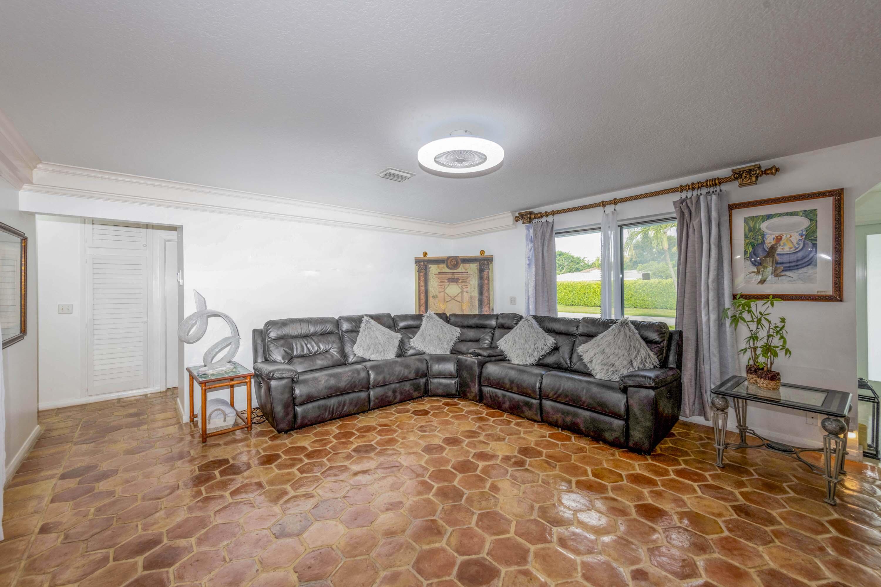 7951 W Lake, Lake Clarke Shores FL 33406