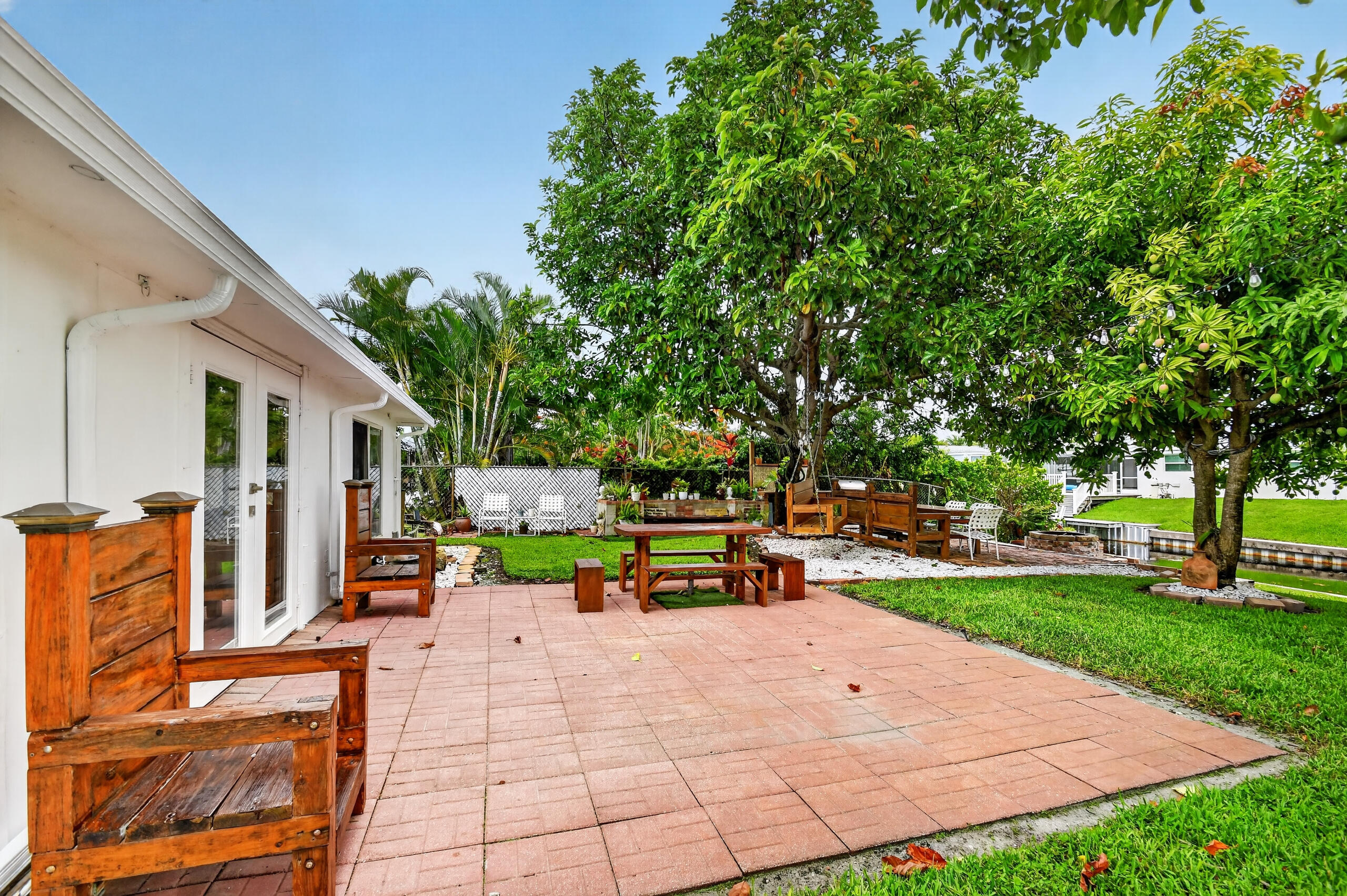 7951 W Lake, Lake Clarke Shores FL 33406