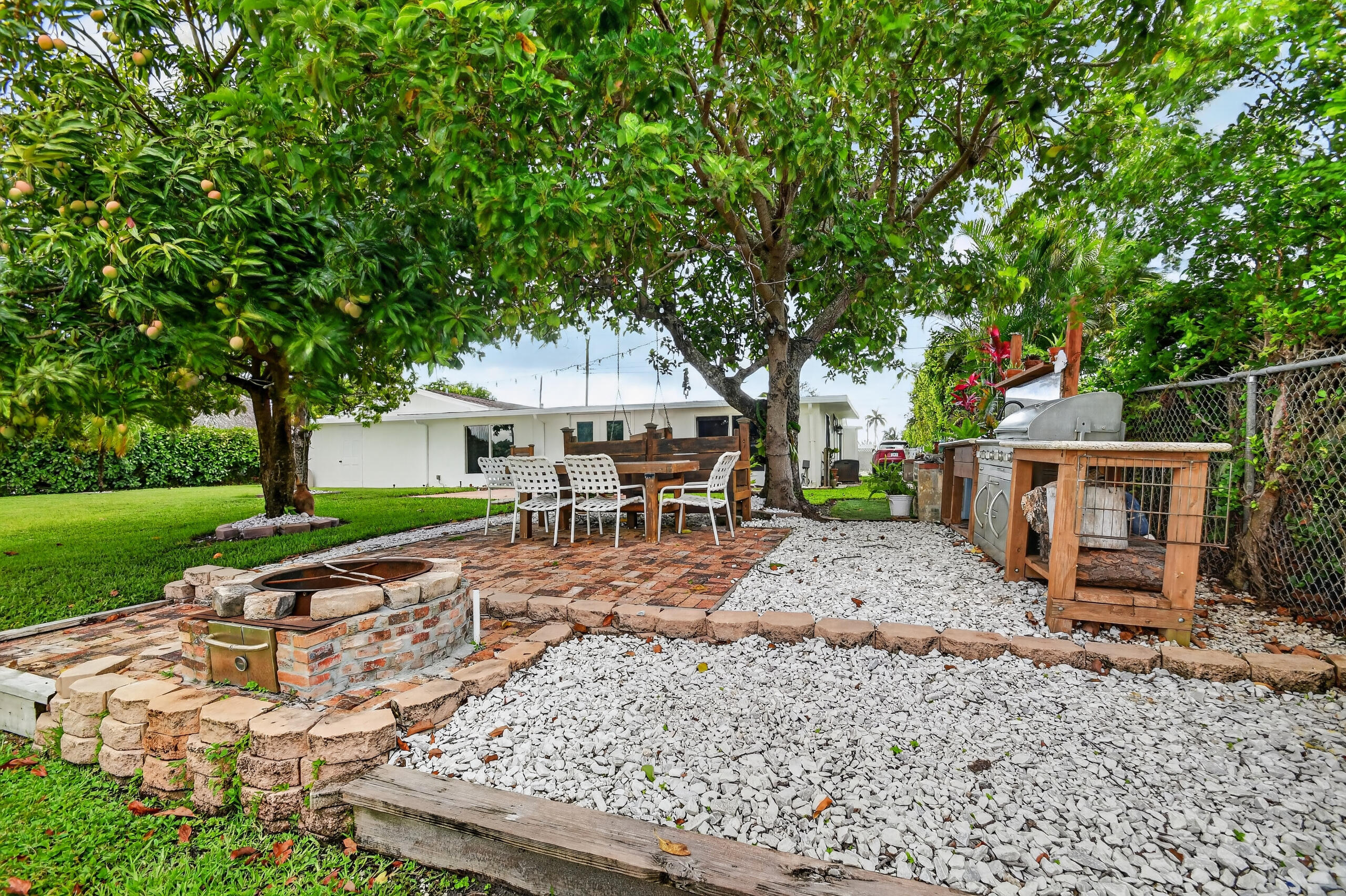 7951 W Lake, Lake Clarke Shores FL 33406