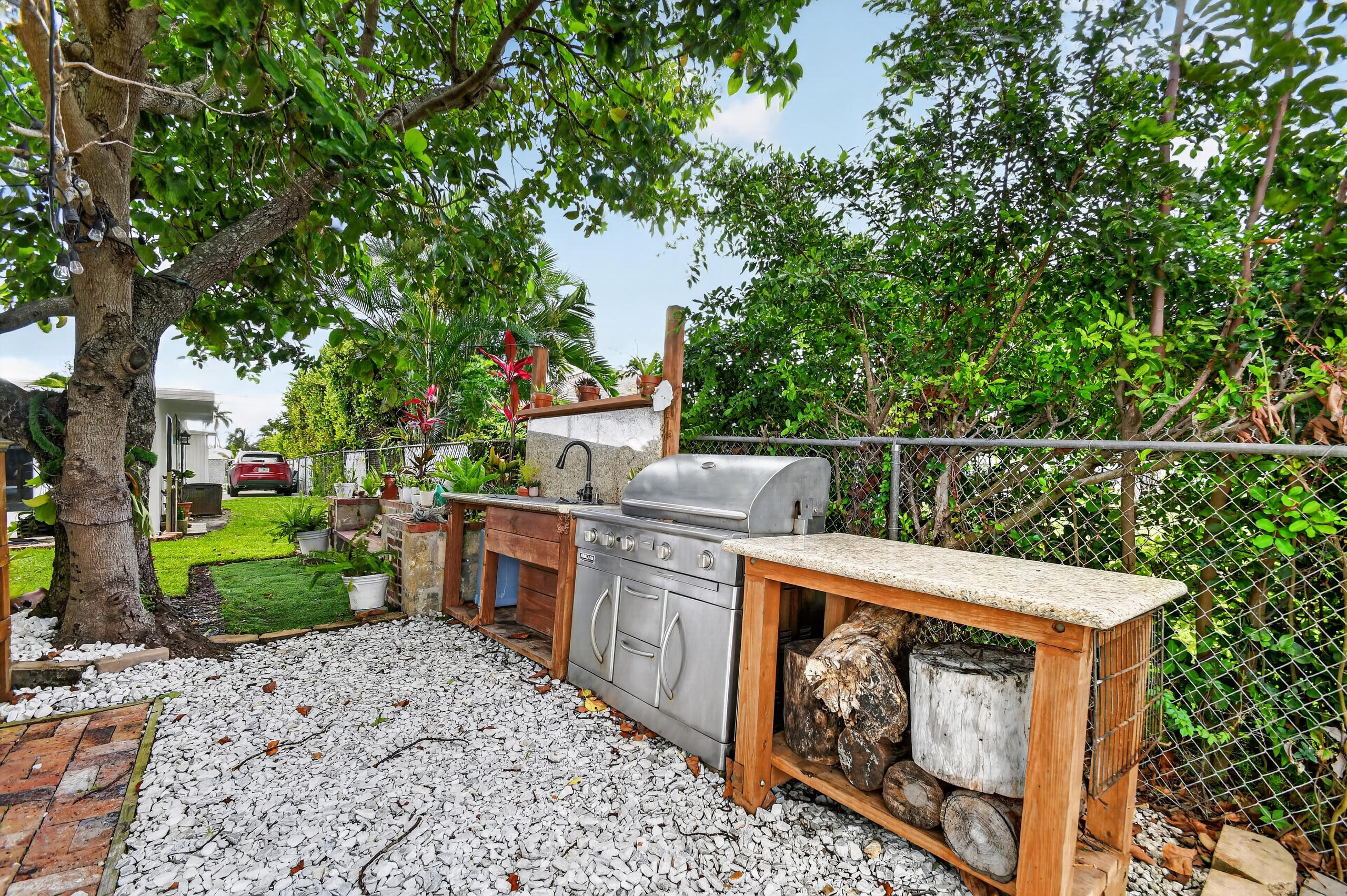 7951 W Lake, Lake Clarke Shores FL 33406