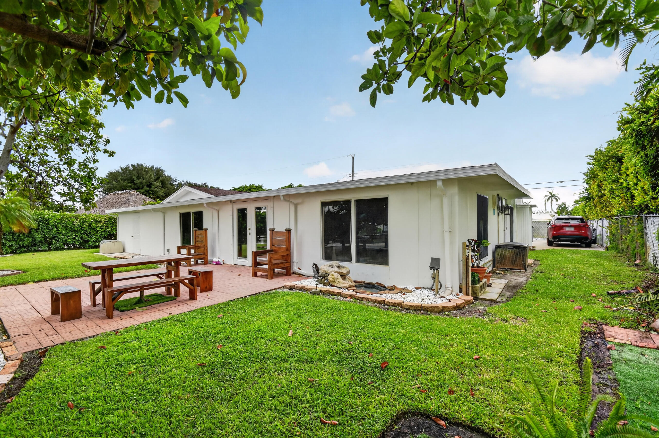 7951 W Lake, Lake Clarke Shores FL 33406