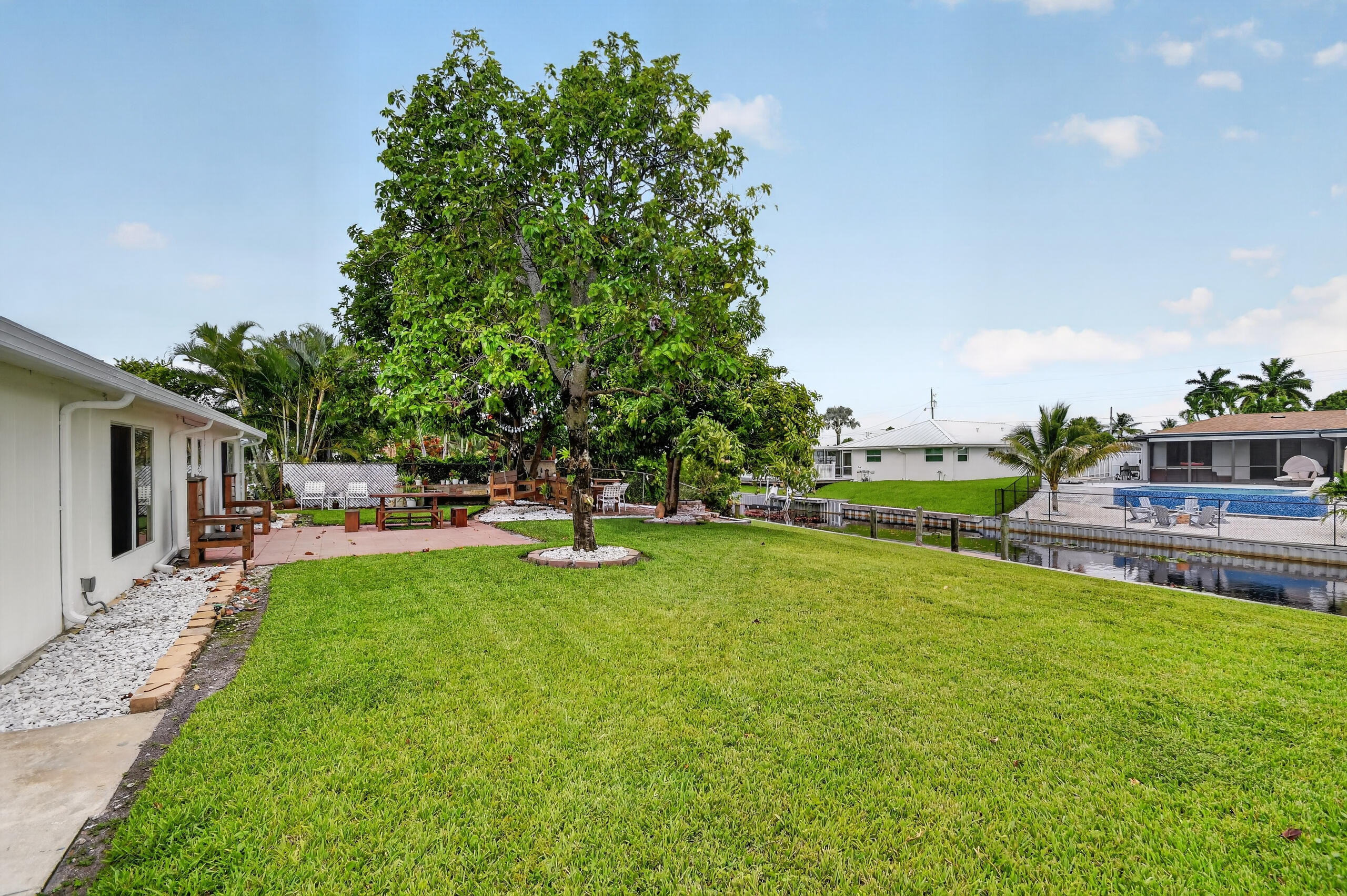 7951 W Lake, Lake Clarke Shores FL 33406