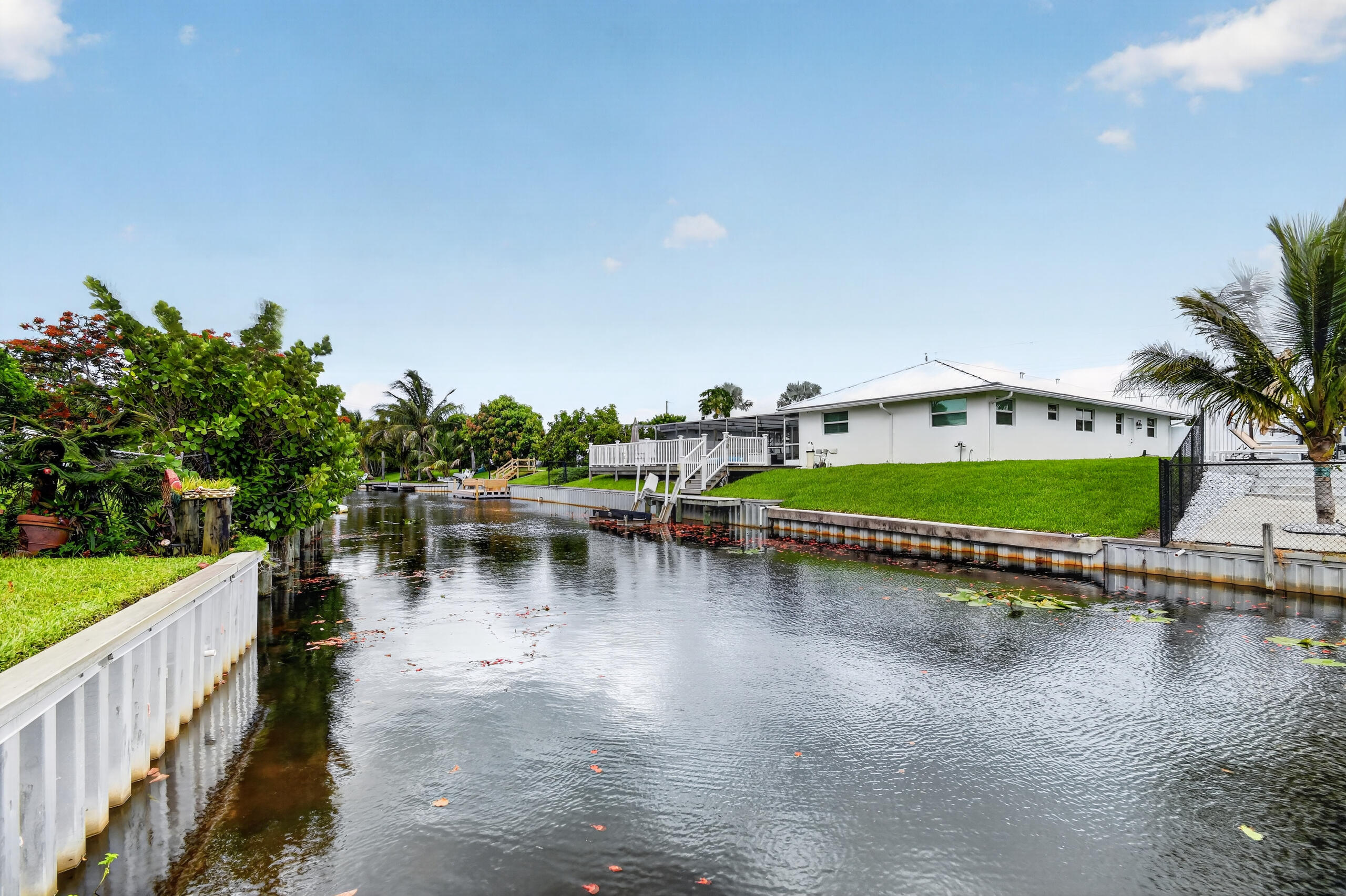 7951 W Lake, Lake Clarke Shores FL 33406