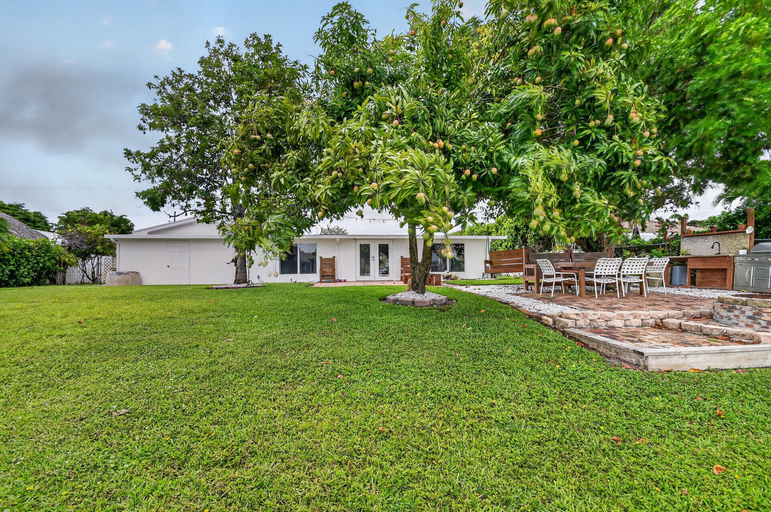 7951 W Lake, Lake Clarke Shores FL 33406