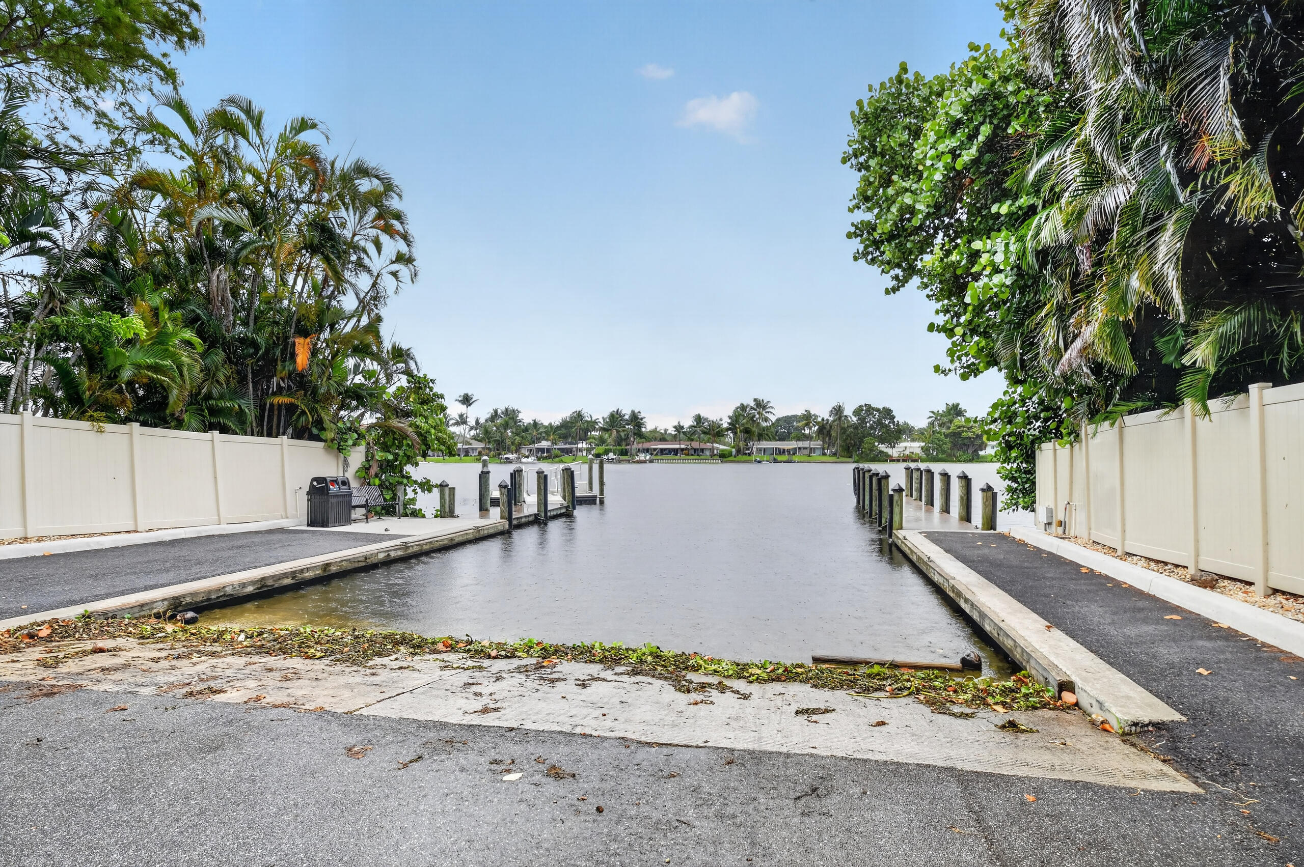 7951 W Lake, Lake Clarke Shores FL 33406