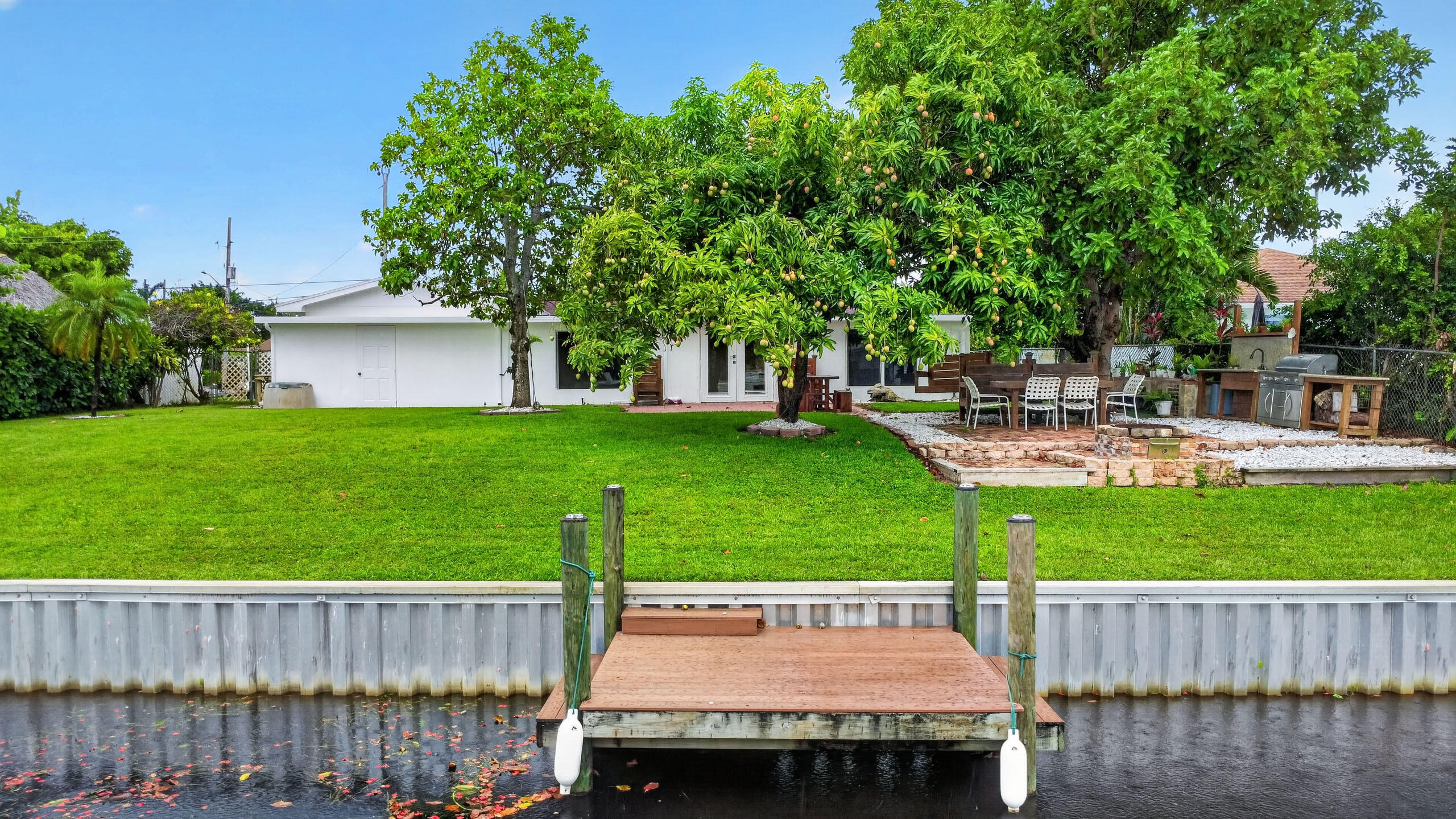 7951 W Lake, Lake Clarke Shores FL 33406