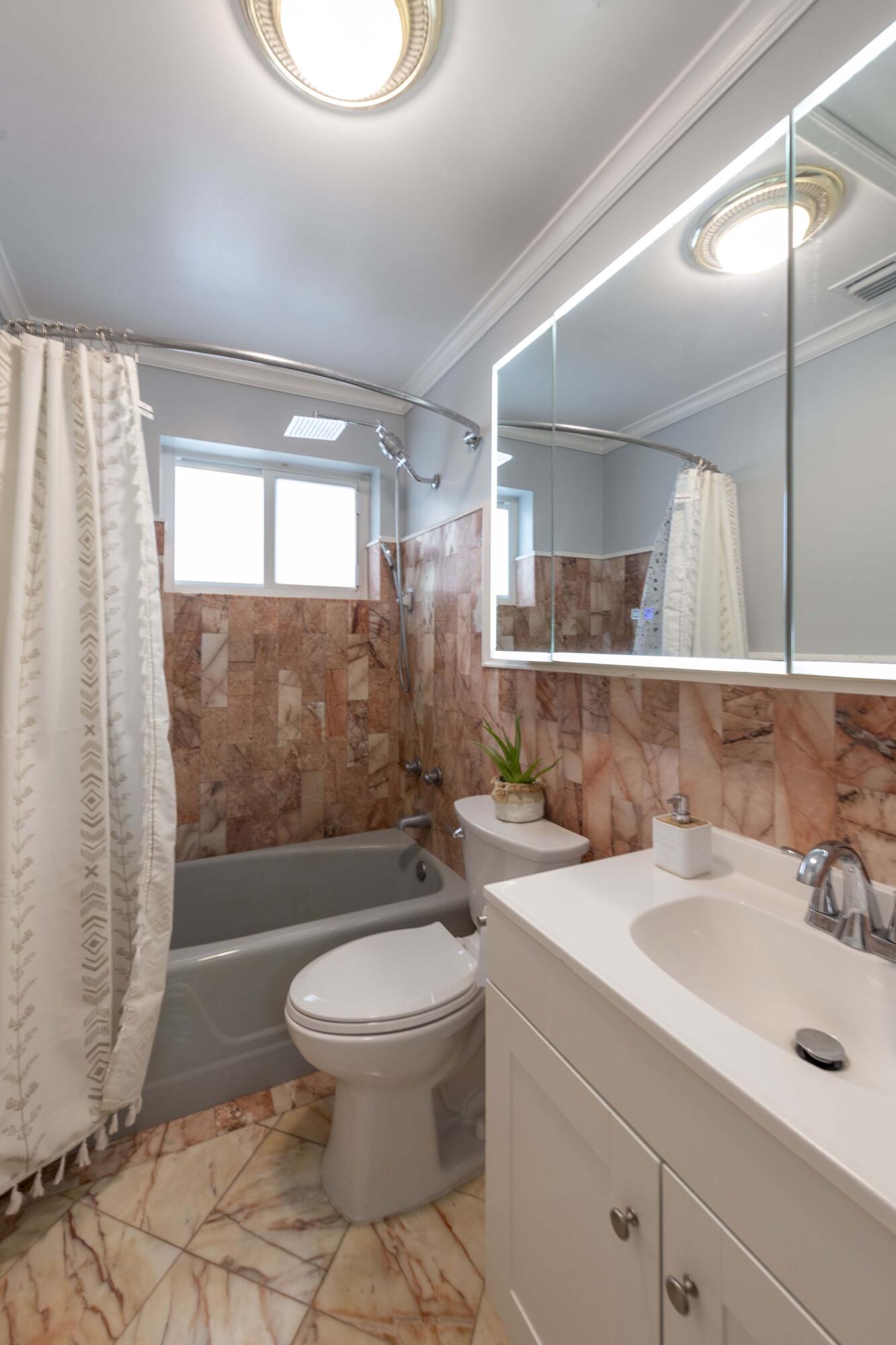 7951 W Lake, Lake Clarke Shores FL 33406