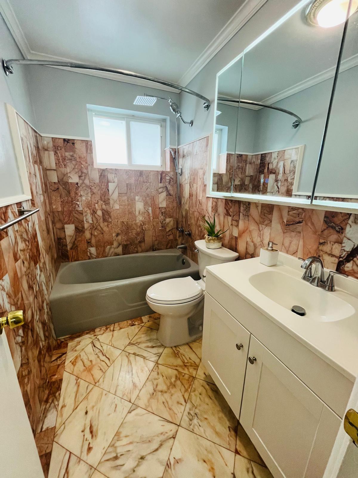 7951 W Lake, Lake Clarke Shores FL 33406