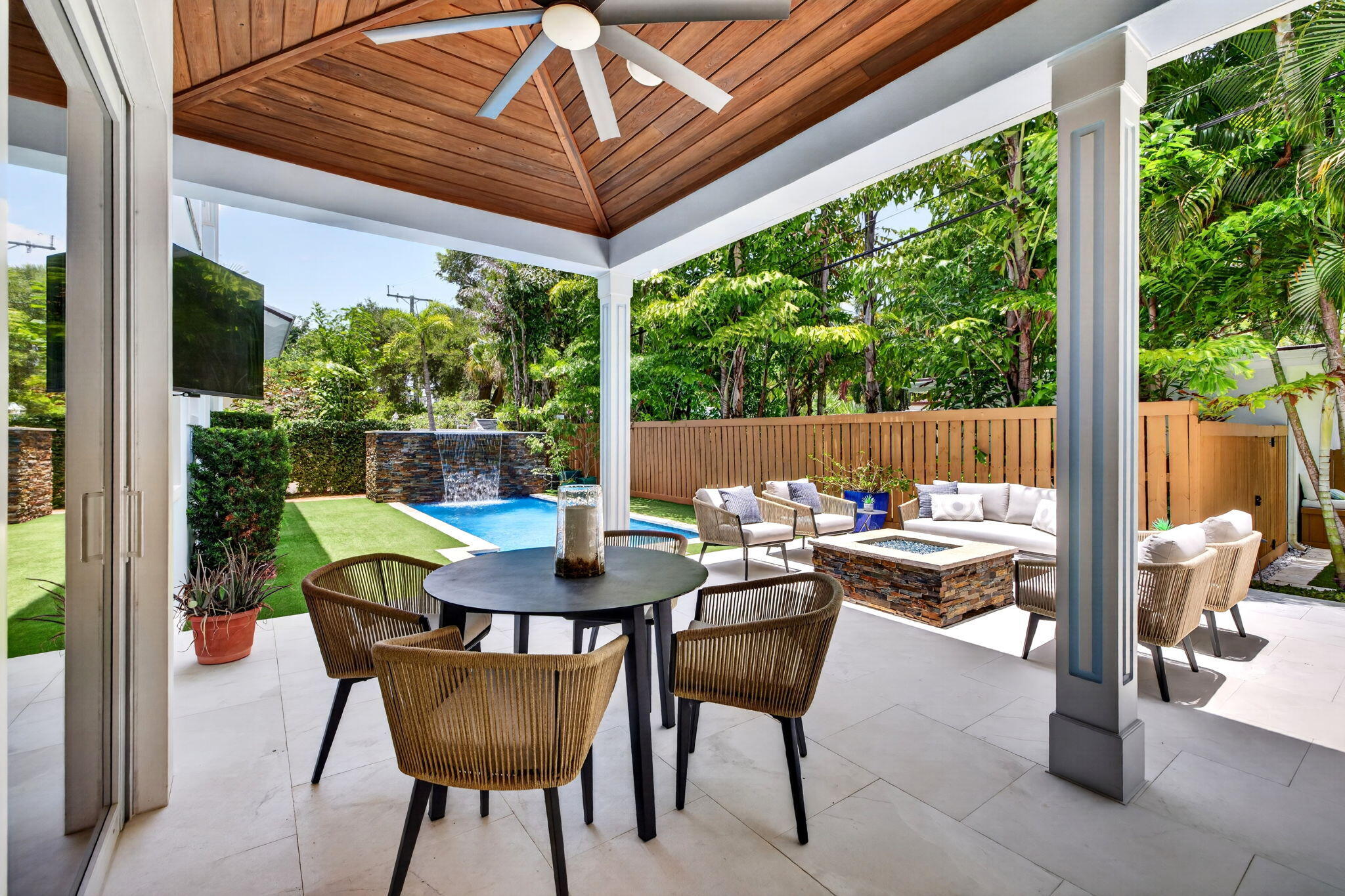 1329 SE 13th, Fort Lauderdale FL 33316