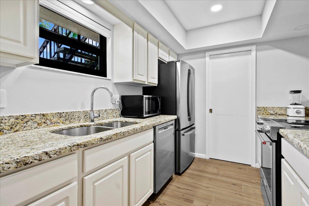 13334 Polo Club #233, Wellington FL 33414