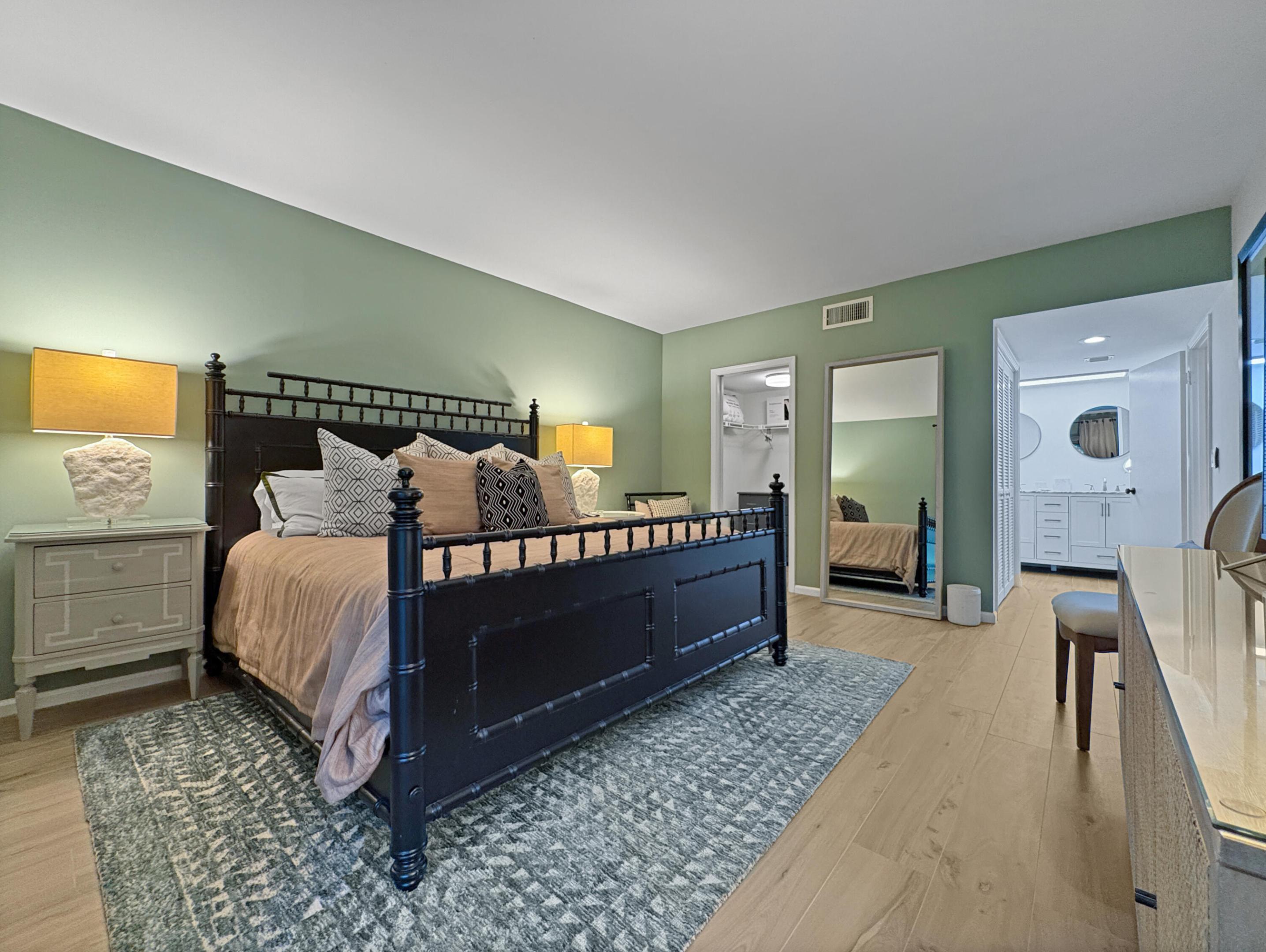 13334 Polo Club #233, Wellington FL 33414
