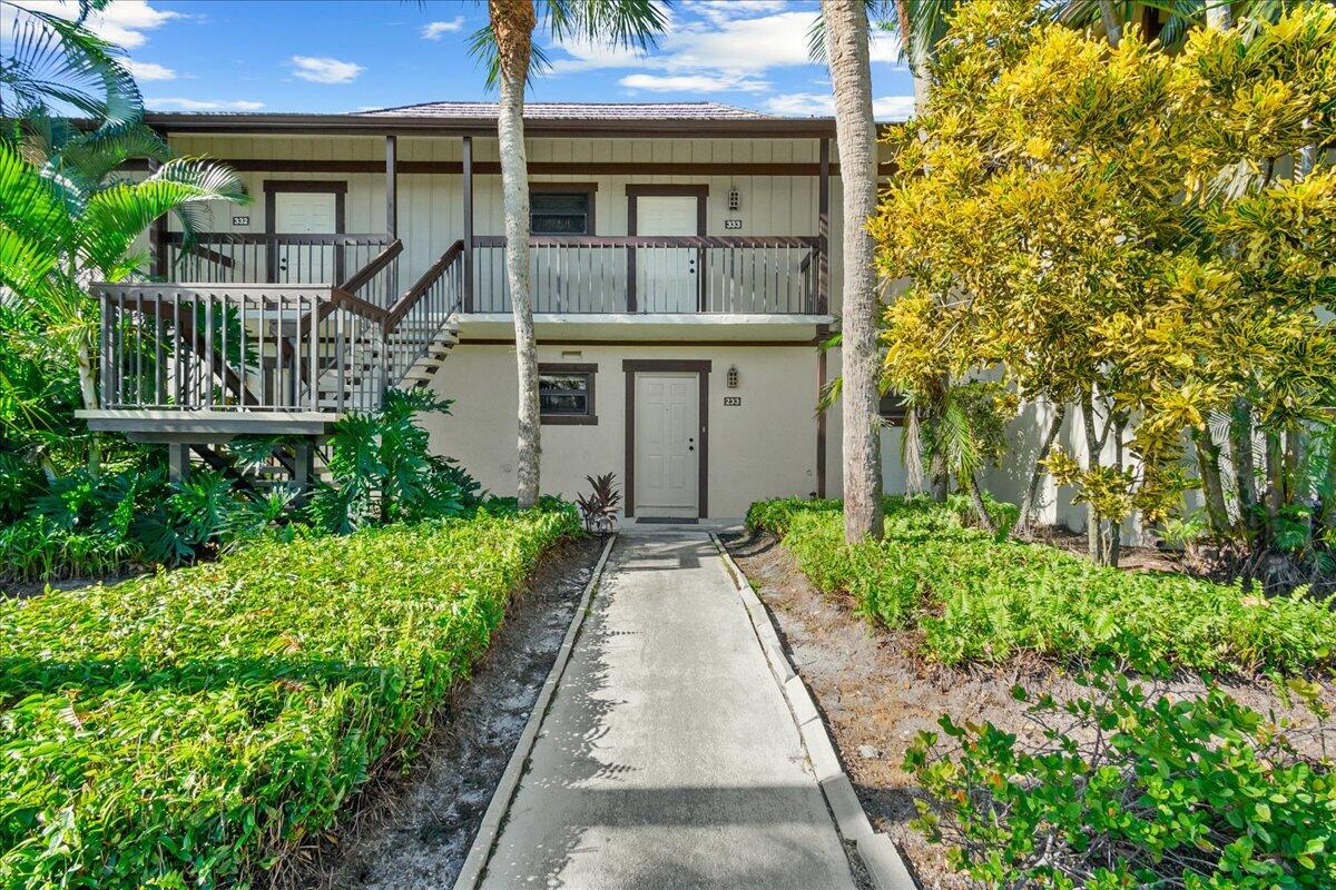 13334 Polo Club #233, Wellington FL 33414