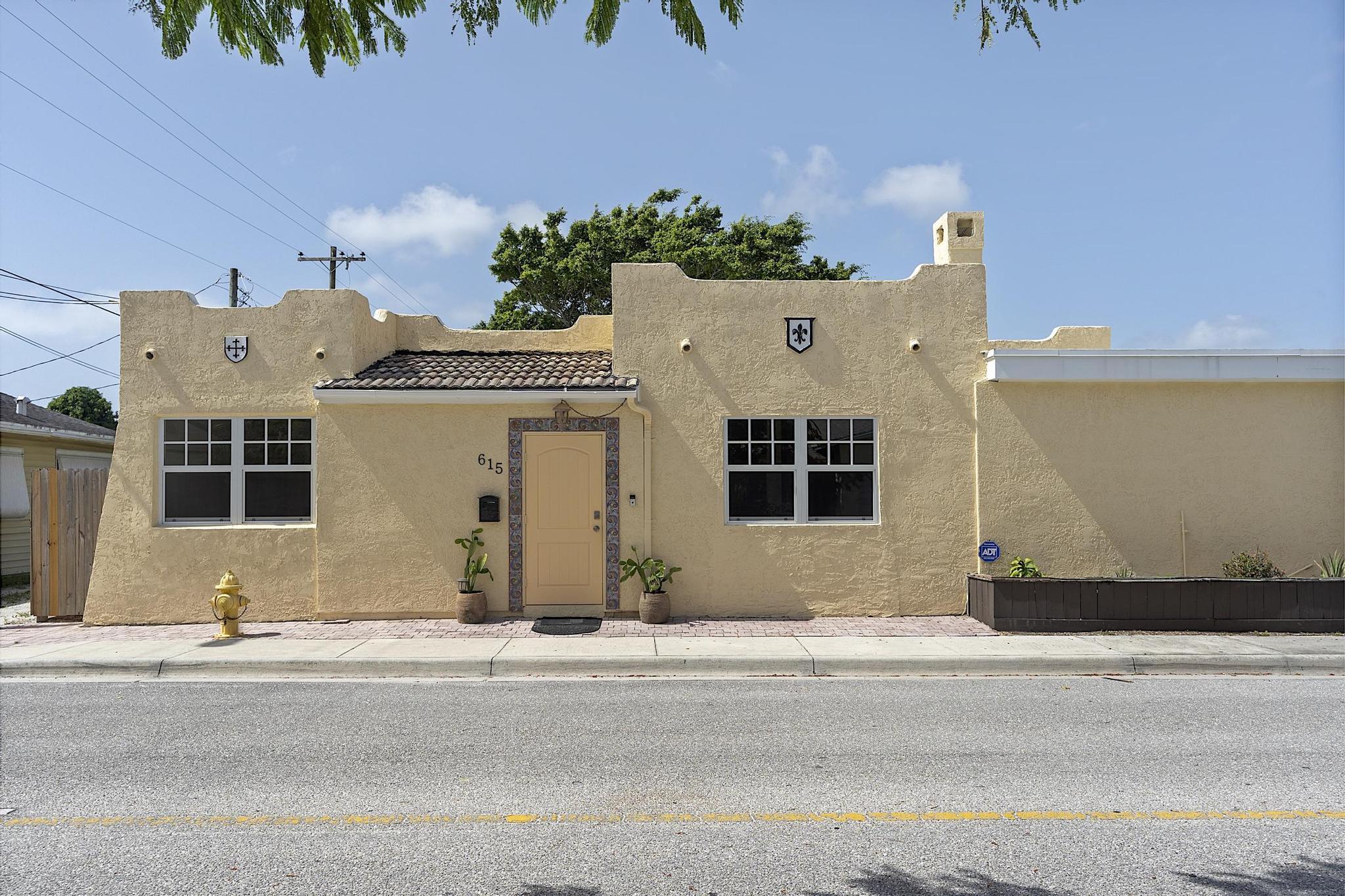 615 7th, Lake Worth FL 33460