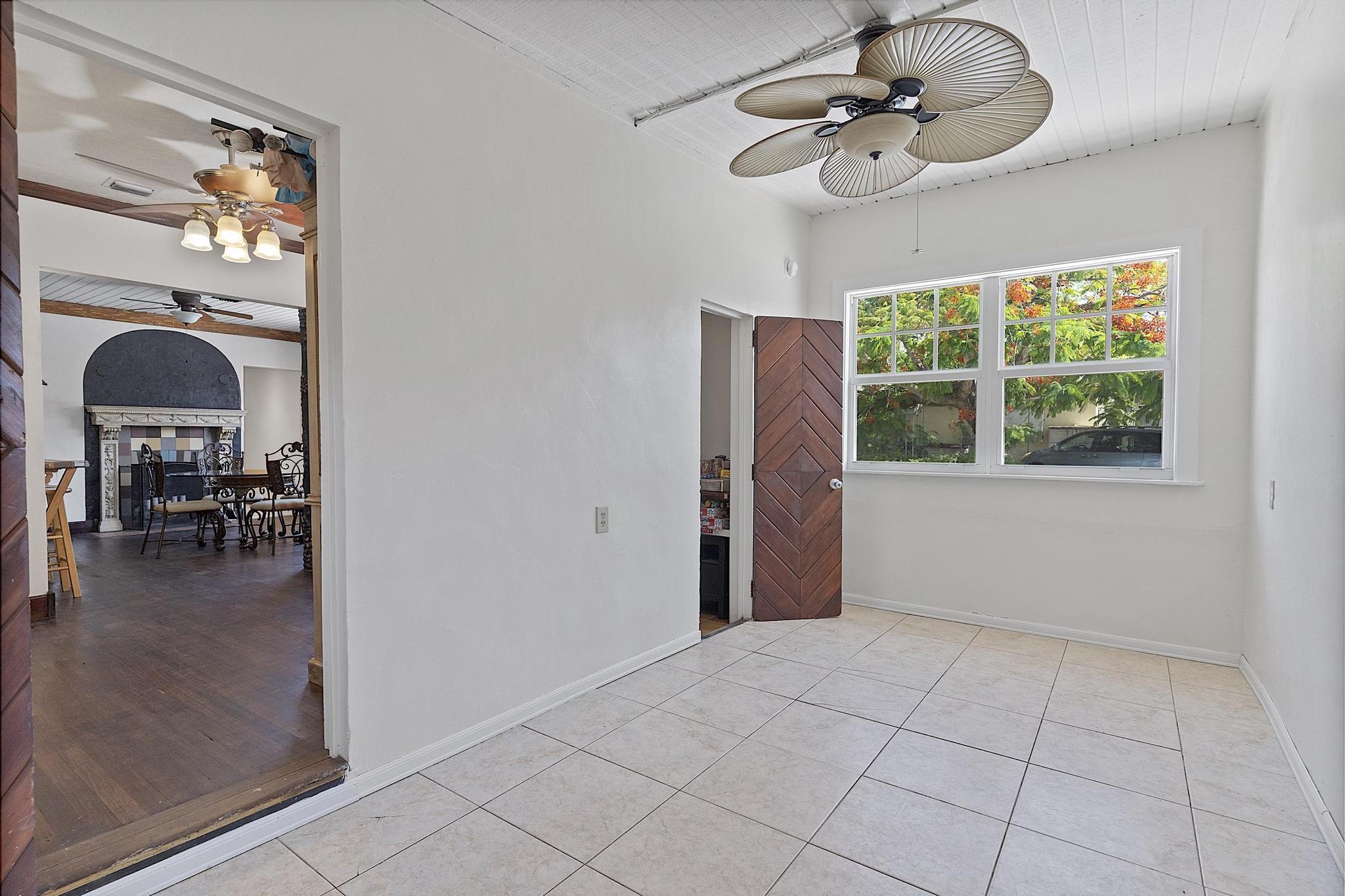 615 7th, Lake Worth FL 33460