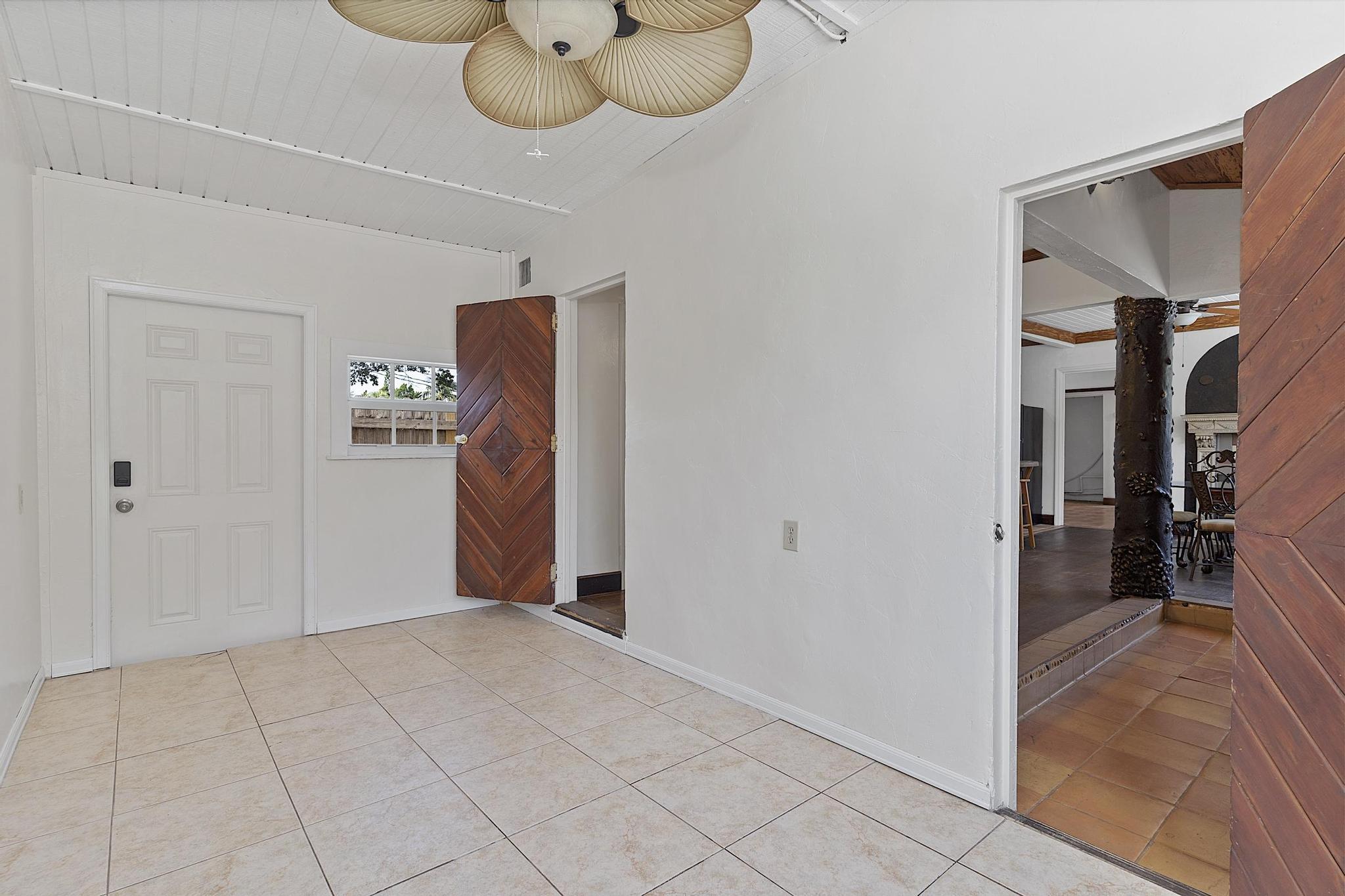 615 7th, Lake Worth FL 33460