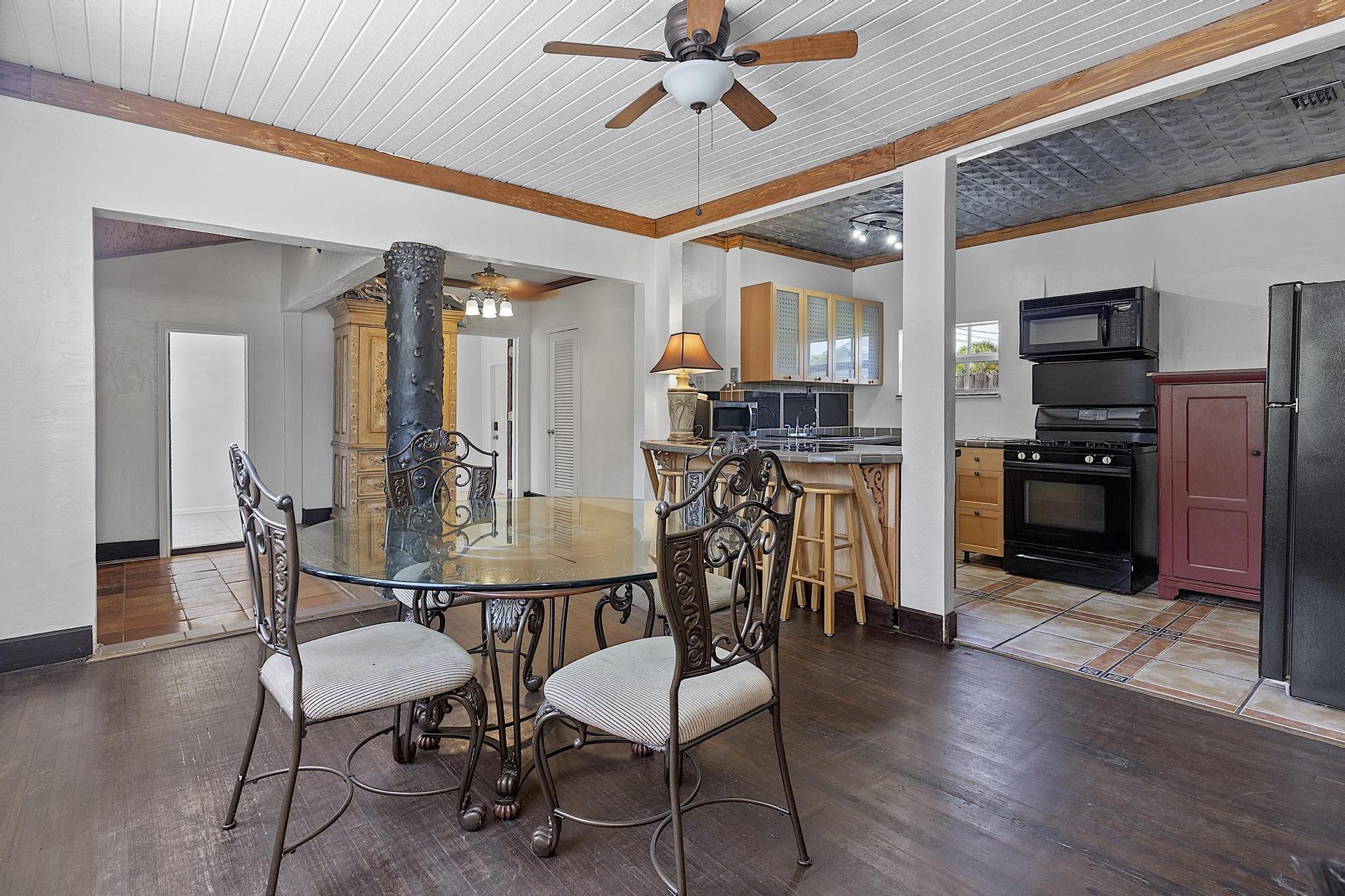 615 7th, Lake Worth FL 33460