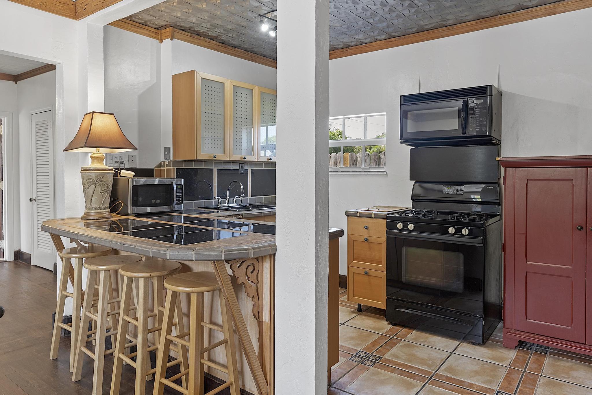 615 7th, Lake Worth FL 33460