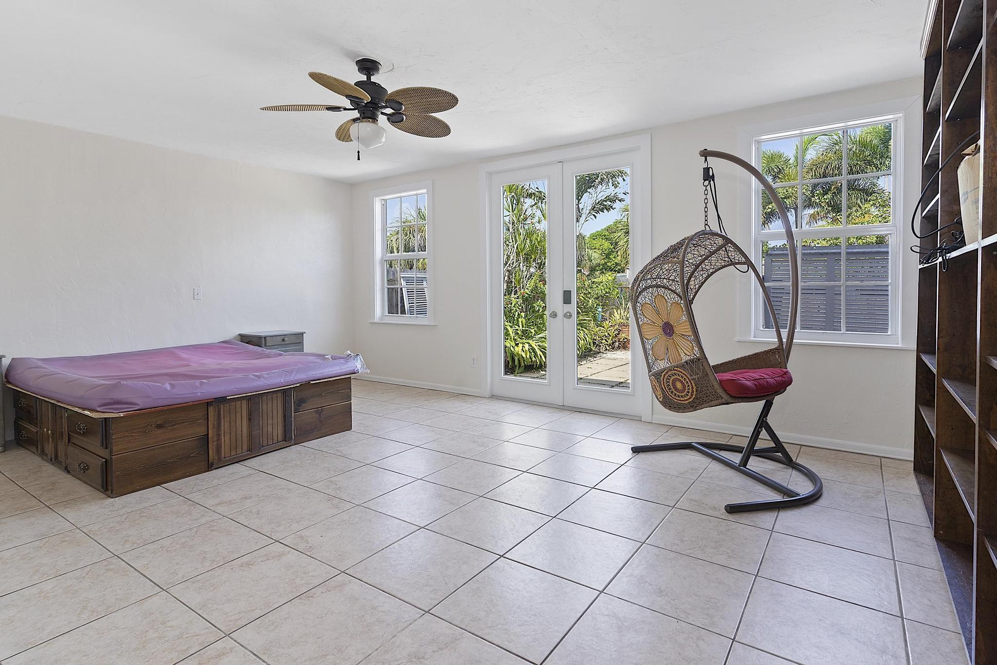 615 7th, Lake Worth FL 33460