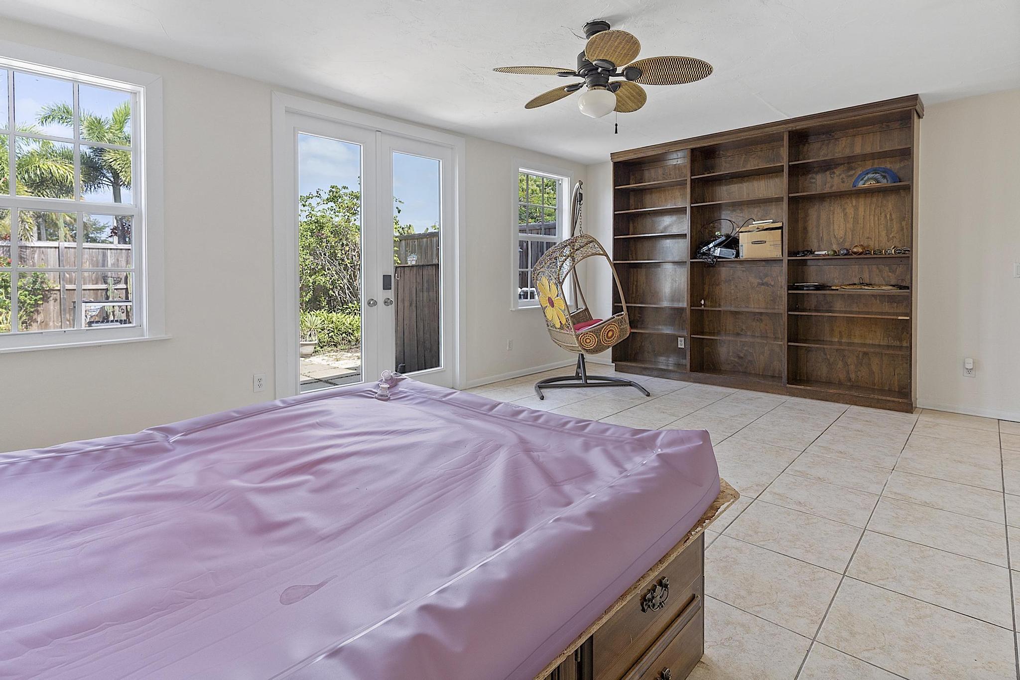 615 7th, Lake Worth FL 33460