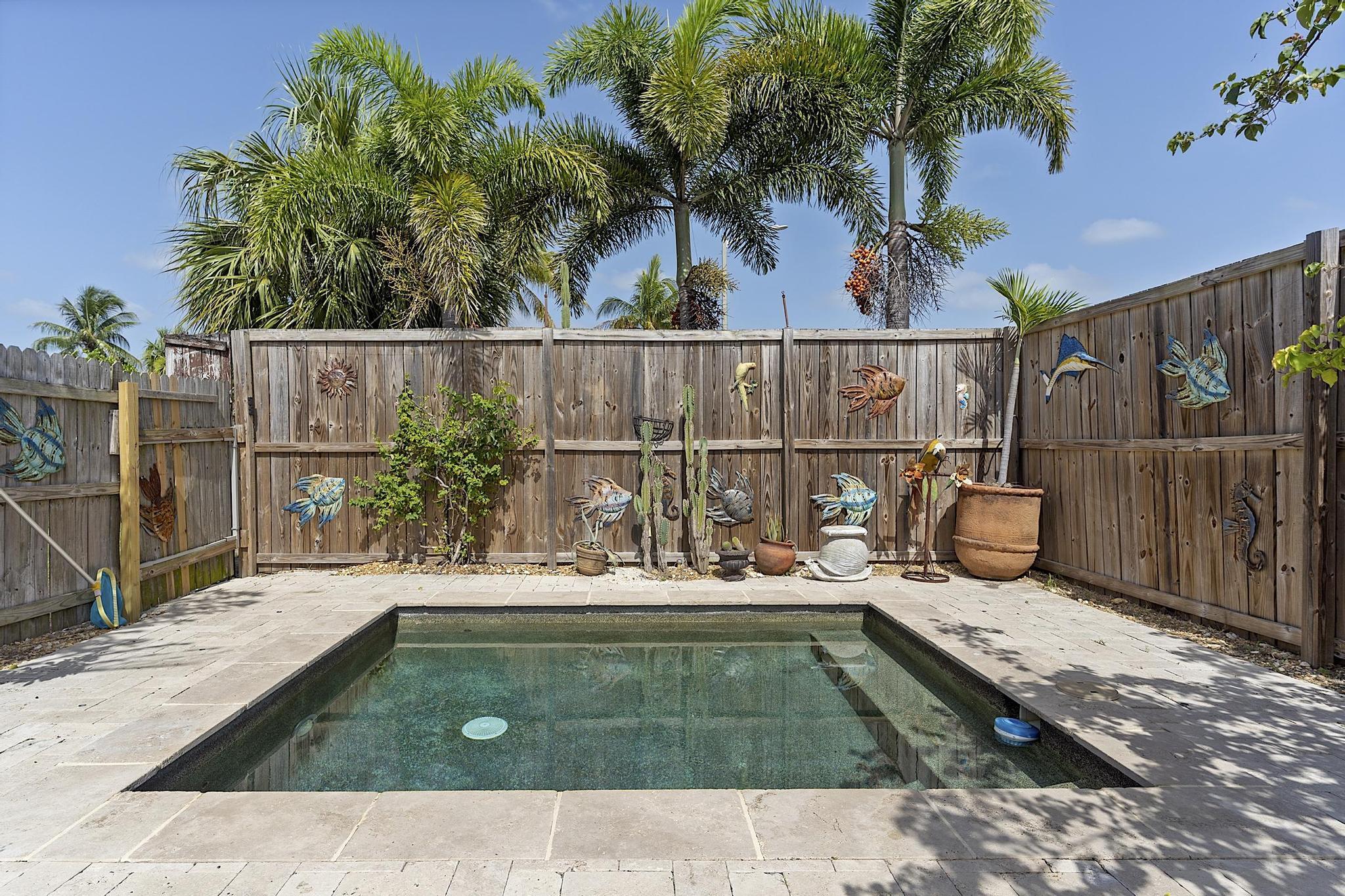 615 7th, Lake Worth FL 33460